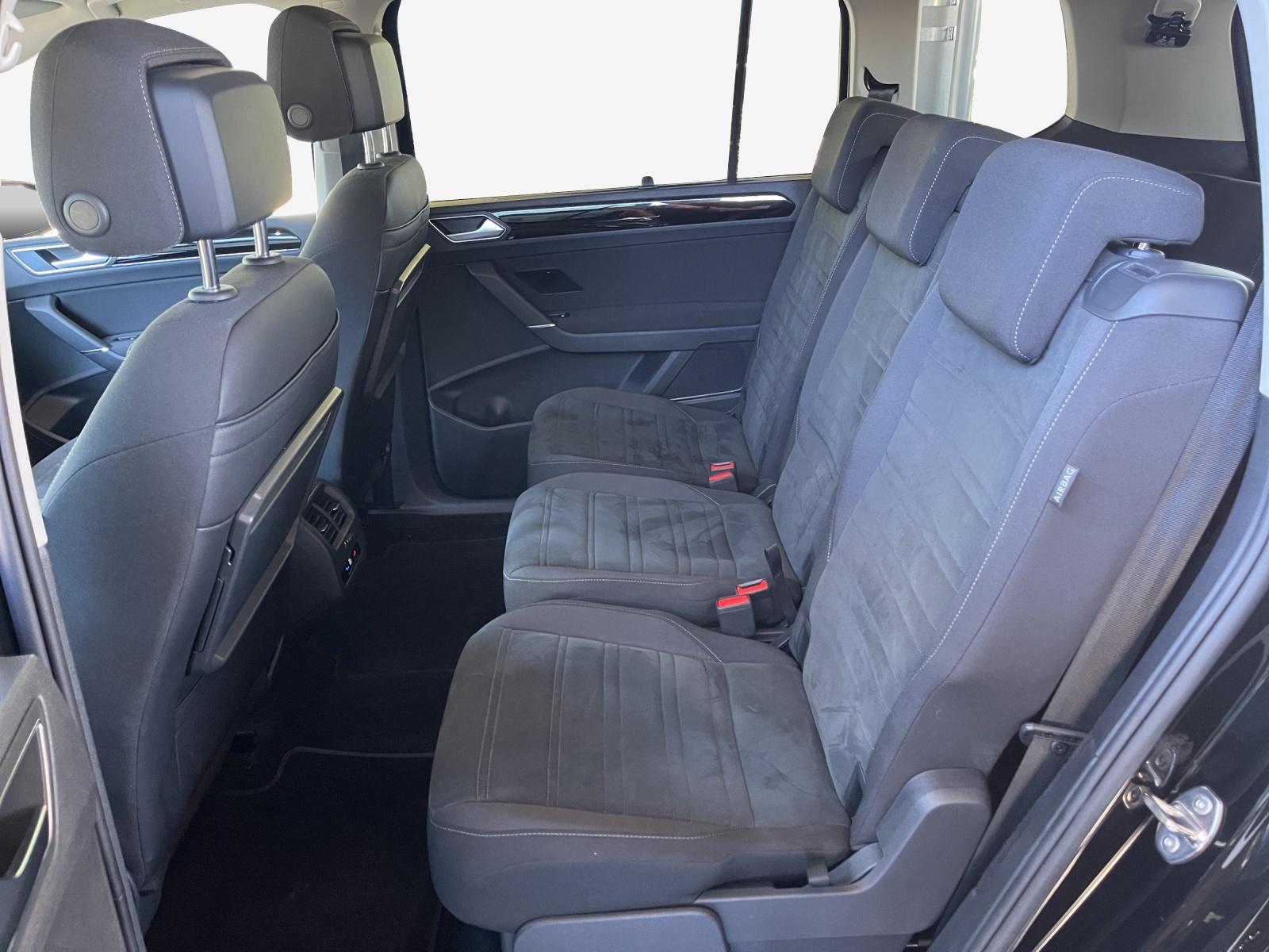 VW Touran 1.5 TSI EVO Highline DSG-image-11