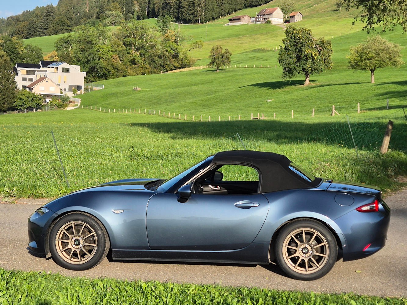 MAZDA MX-5 SKYACTIV-G 131 Challenge-image-2