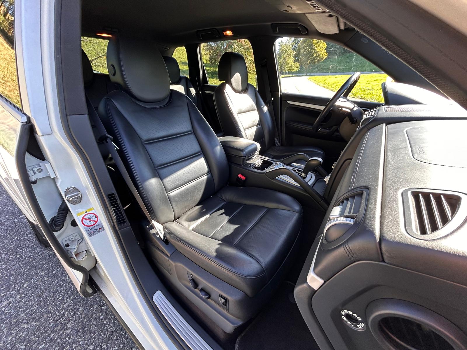 PORSCHE Cayenne Diesel-image-12