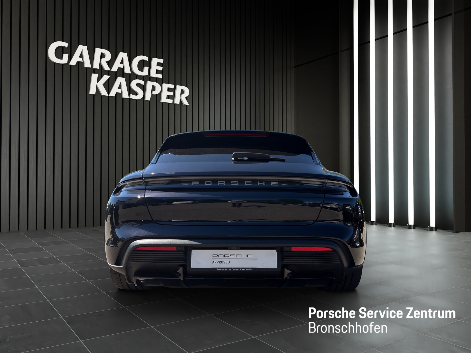 PORSCHE Taycan Turbo S Cross Turismo-image-3