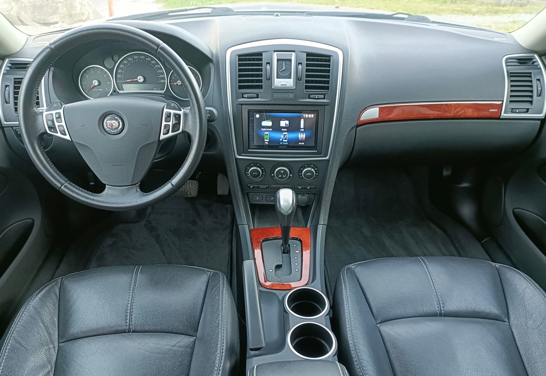 CADILLAC 2.8 T V6 Sport Luxury-image-2