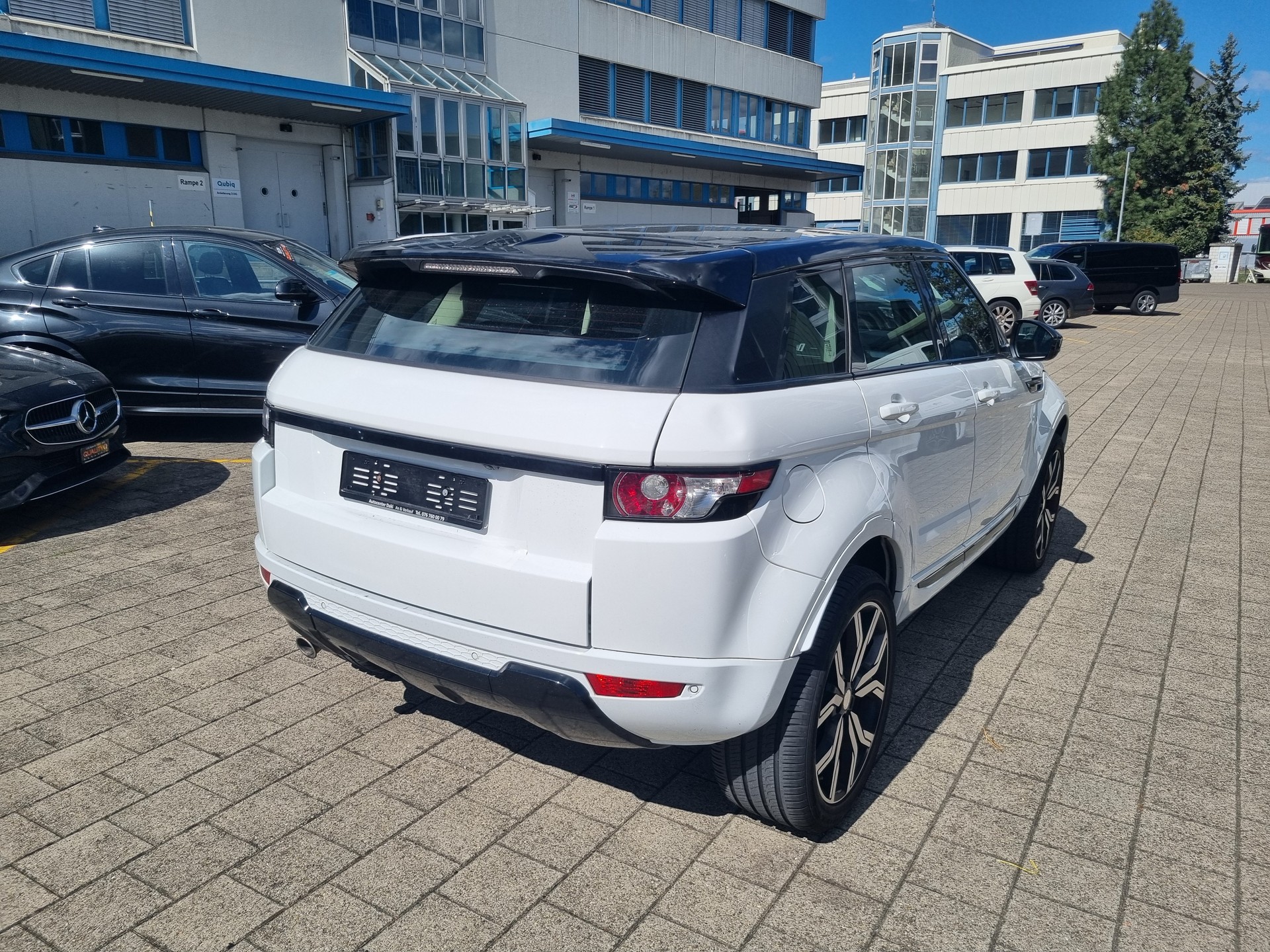 LAND ROVER Range Rover Evoque 2.2 TD4 Sport AT9-image-3
