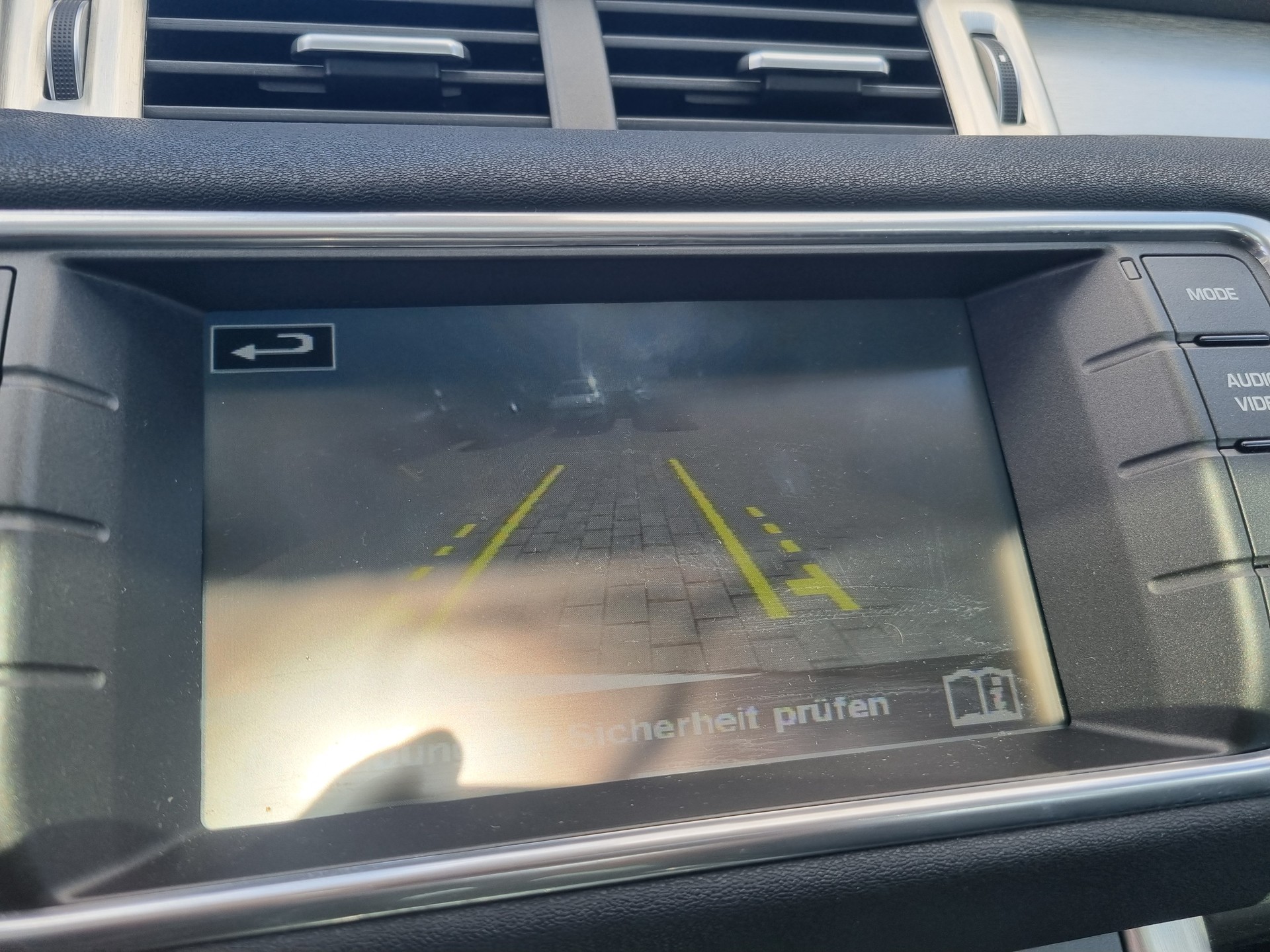 LAND ROVER Range Rover Evoque 2.2 TD4 Sport AT9-image-12