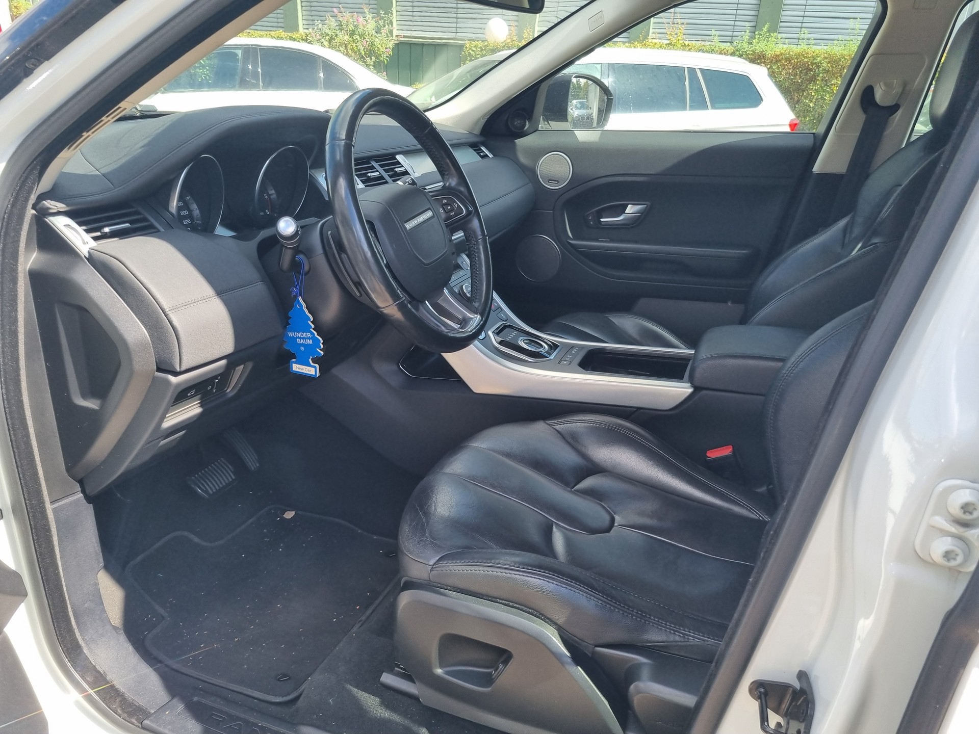LAND ROVER Range Rover Evoque 2.2 TD4 Sport AT9-image-14