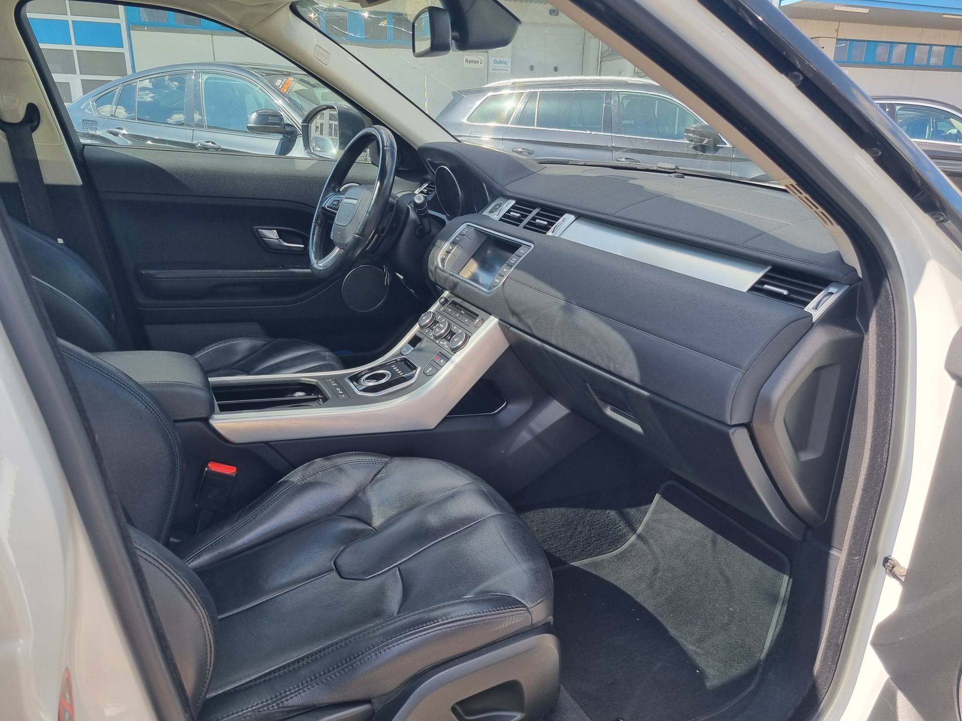LAND ROVER Range Rover Evoque 2.2 TD4 Sport AT9-image-11