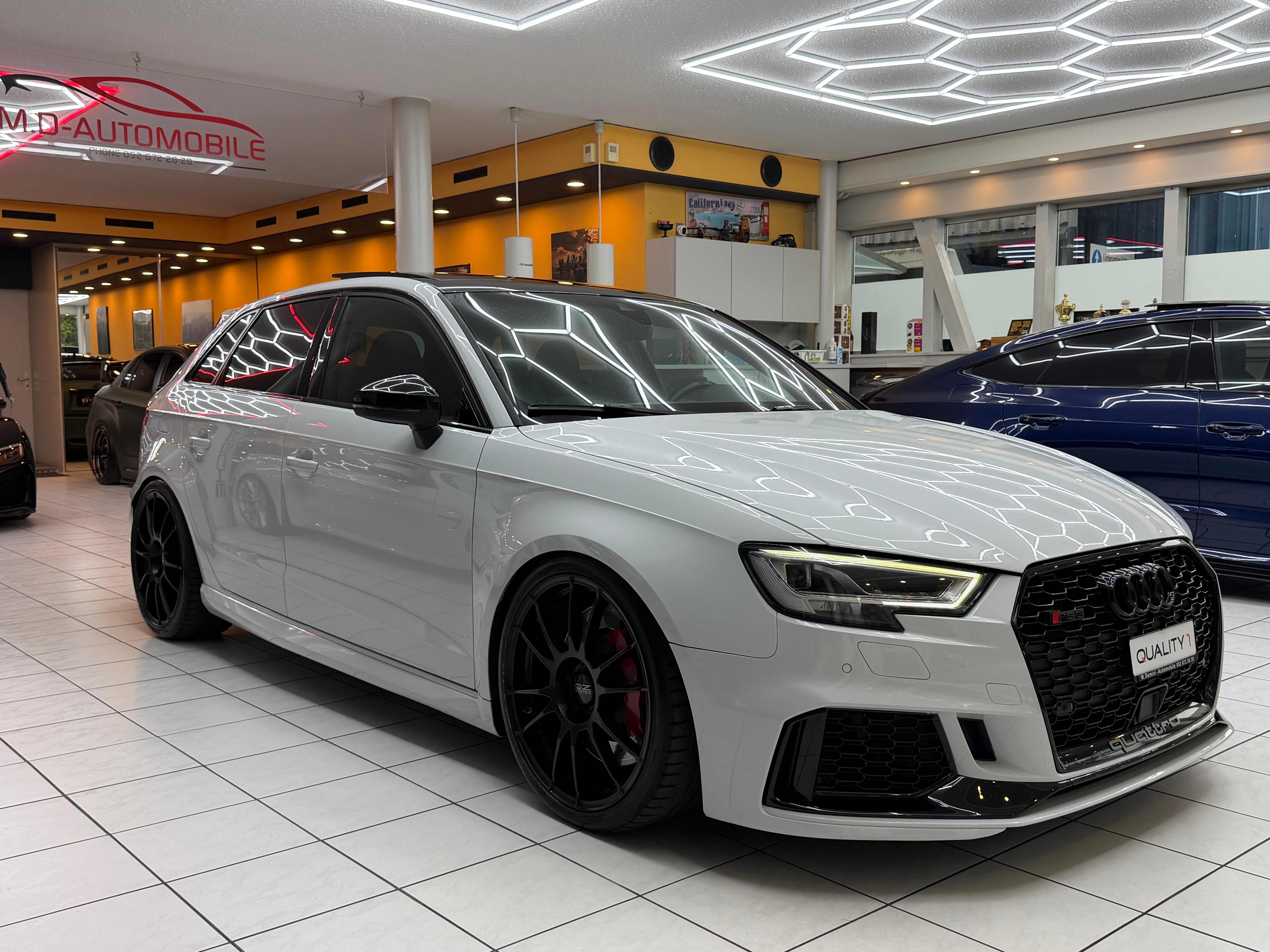 Car photo