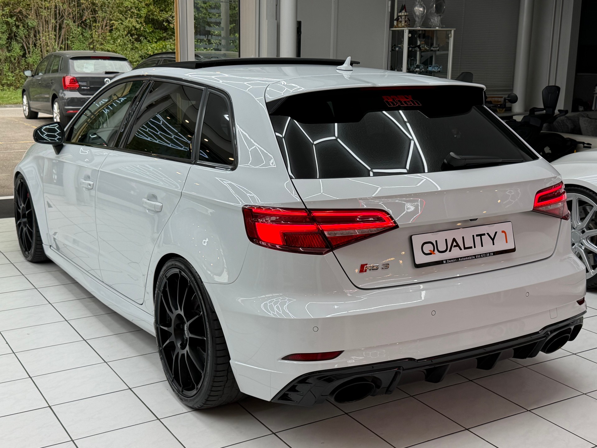 AUDI RS3 Sportback 2.5 T FSI quattro S-Tronic-image-7