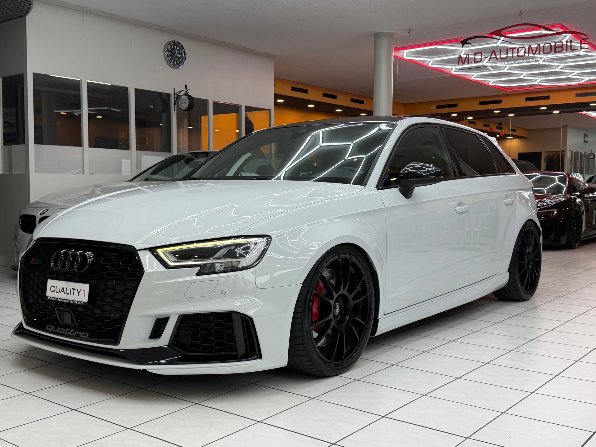 AUDI RS3 Sportback 2.5 T FSI quattro S-Tronic-image-4