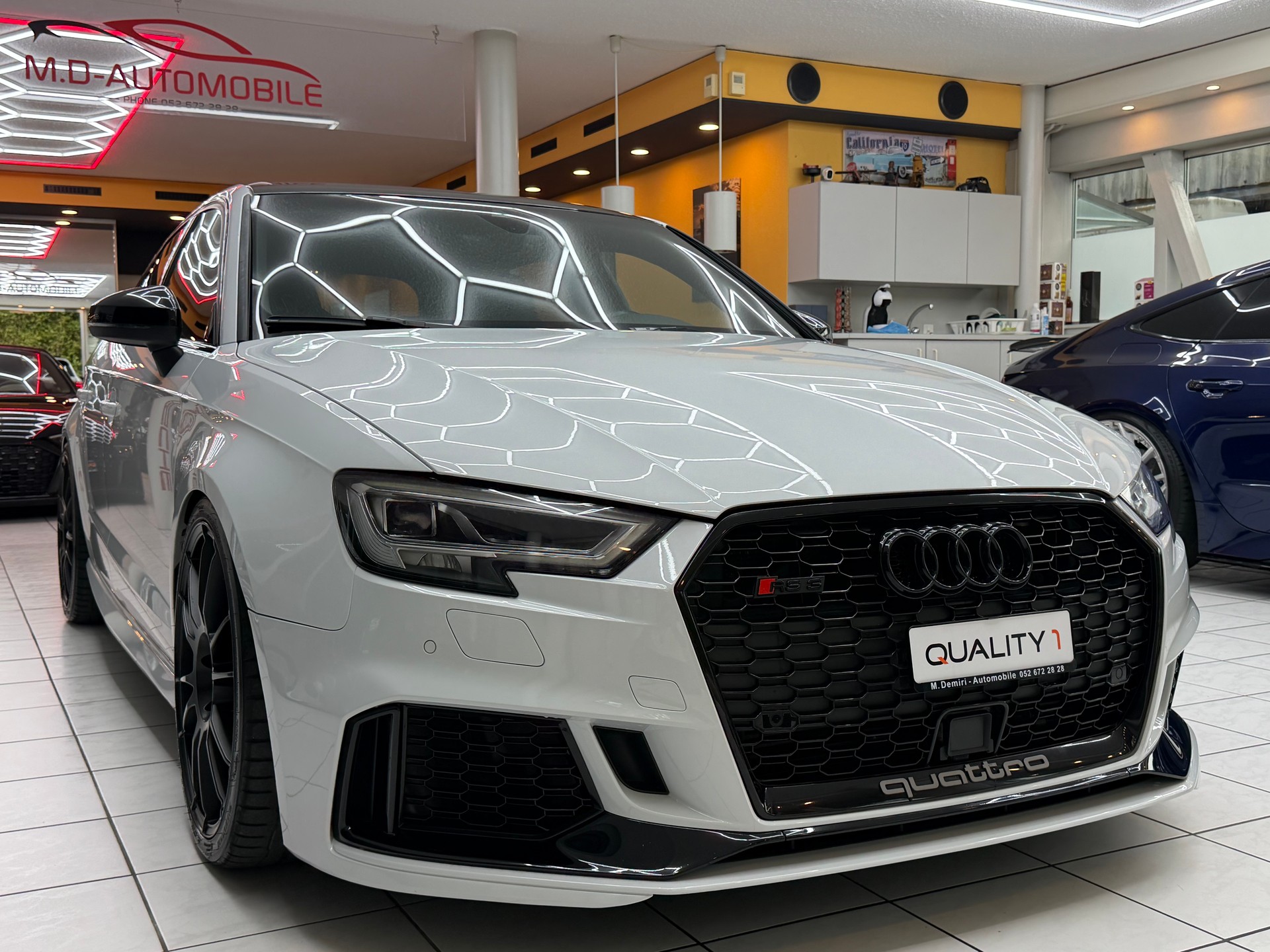 AUDI RS3 Sportback 2.5 T FSI quattro S-Tronic-image-2