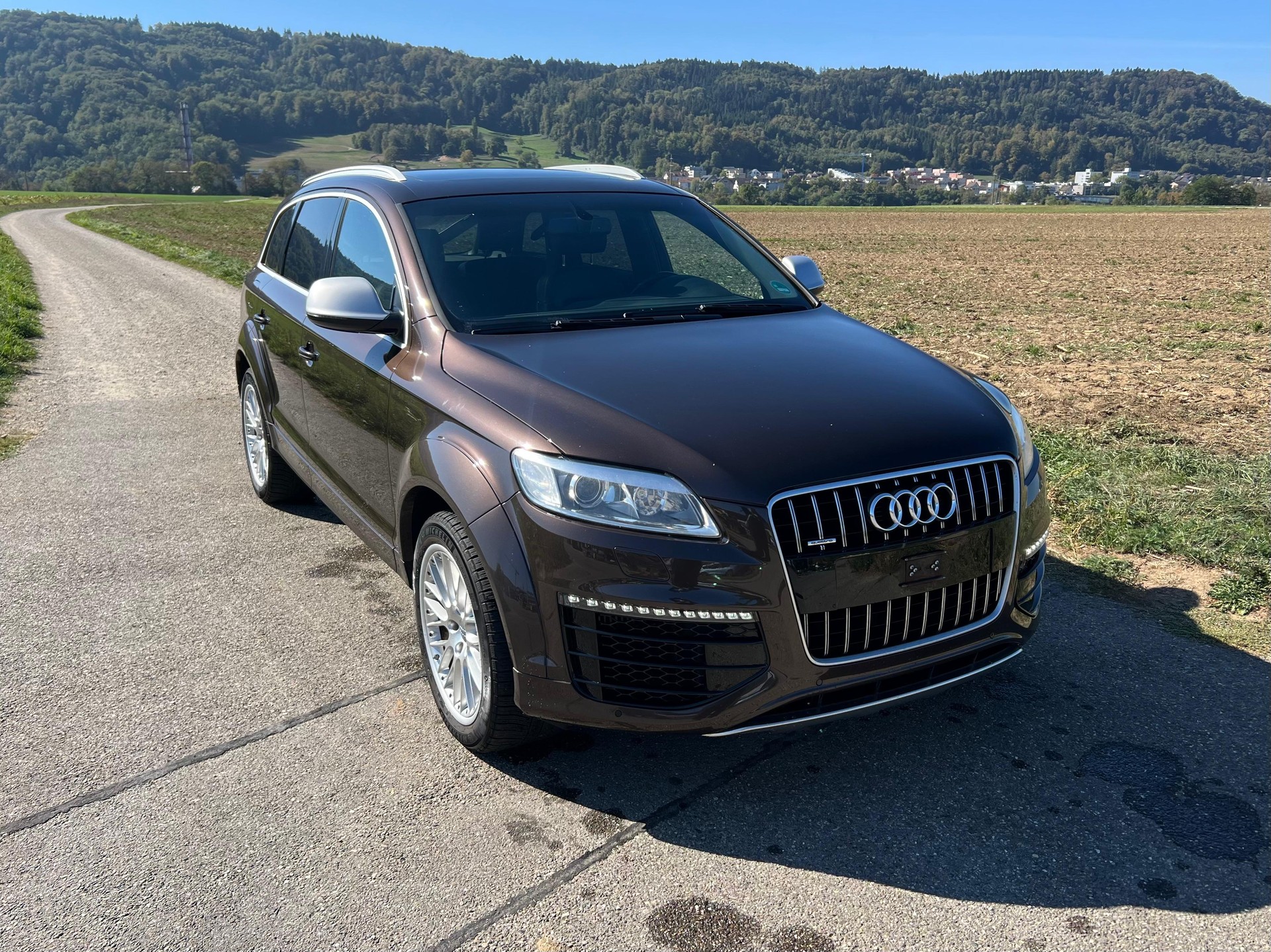 AUDI Q7 6.0 TDI V12 quattro tiptronic-image-6