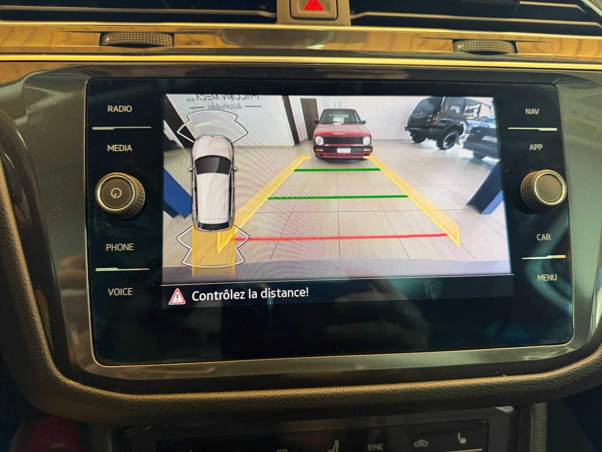 VW Tiguan 2.0TSI Life 4Motion DSG-image-14