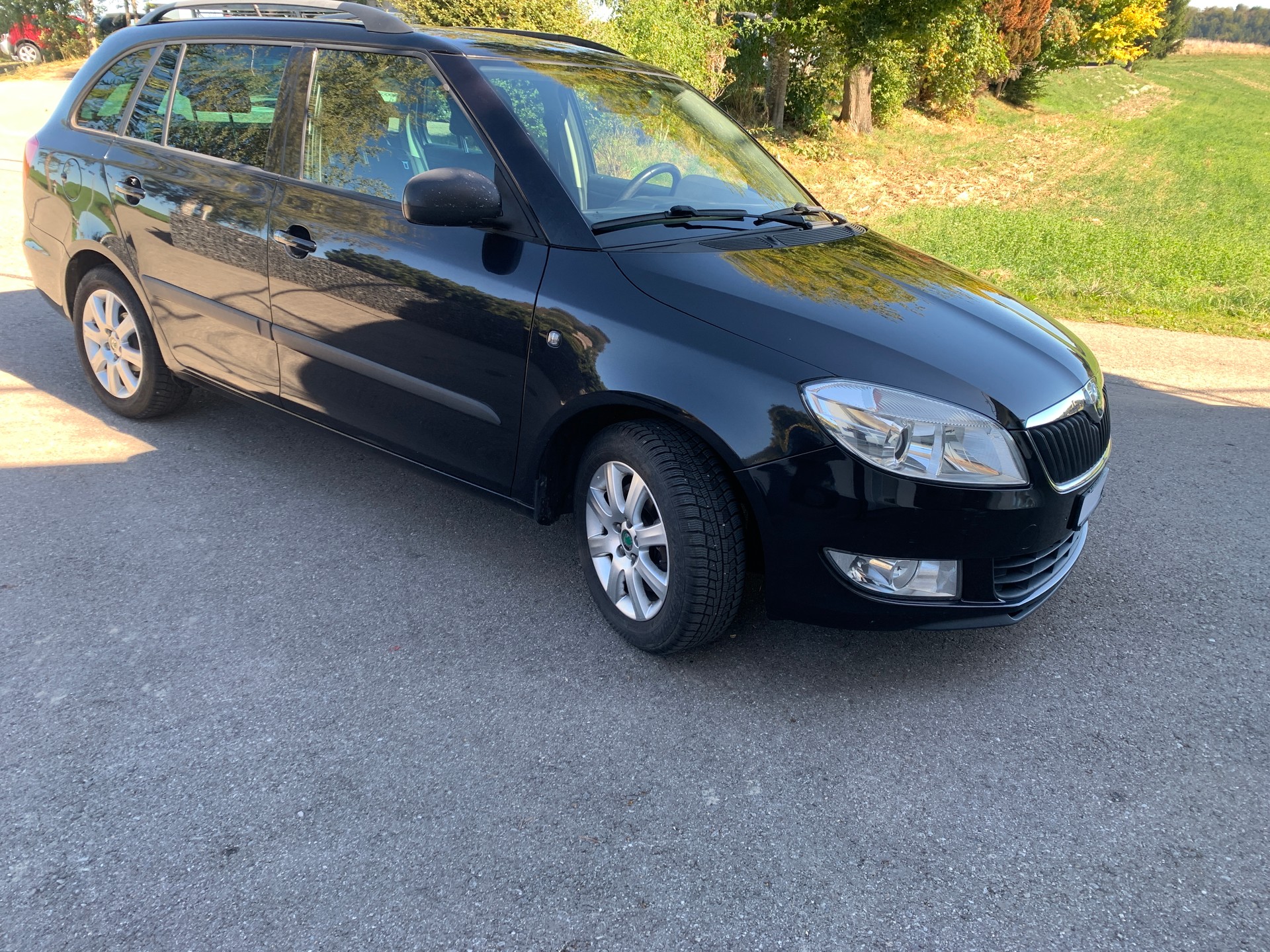 SKODA Fabia 1.2 TSI Fresh-image-1