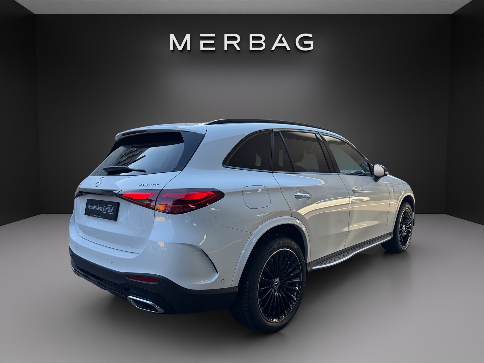 MERCEDES-BENZ GLC 300 e 4Matic 9G-Tronic-image-7