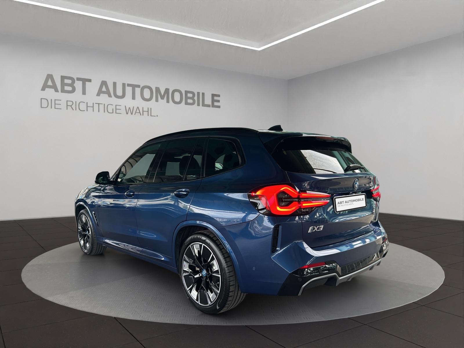 BMW iX3 E-Motor-showroom-element-3