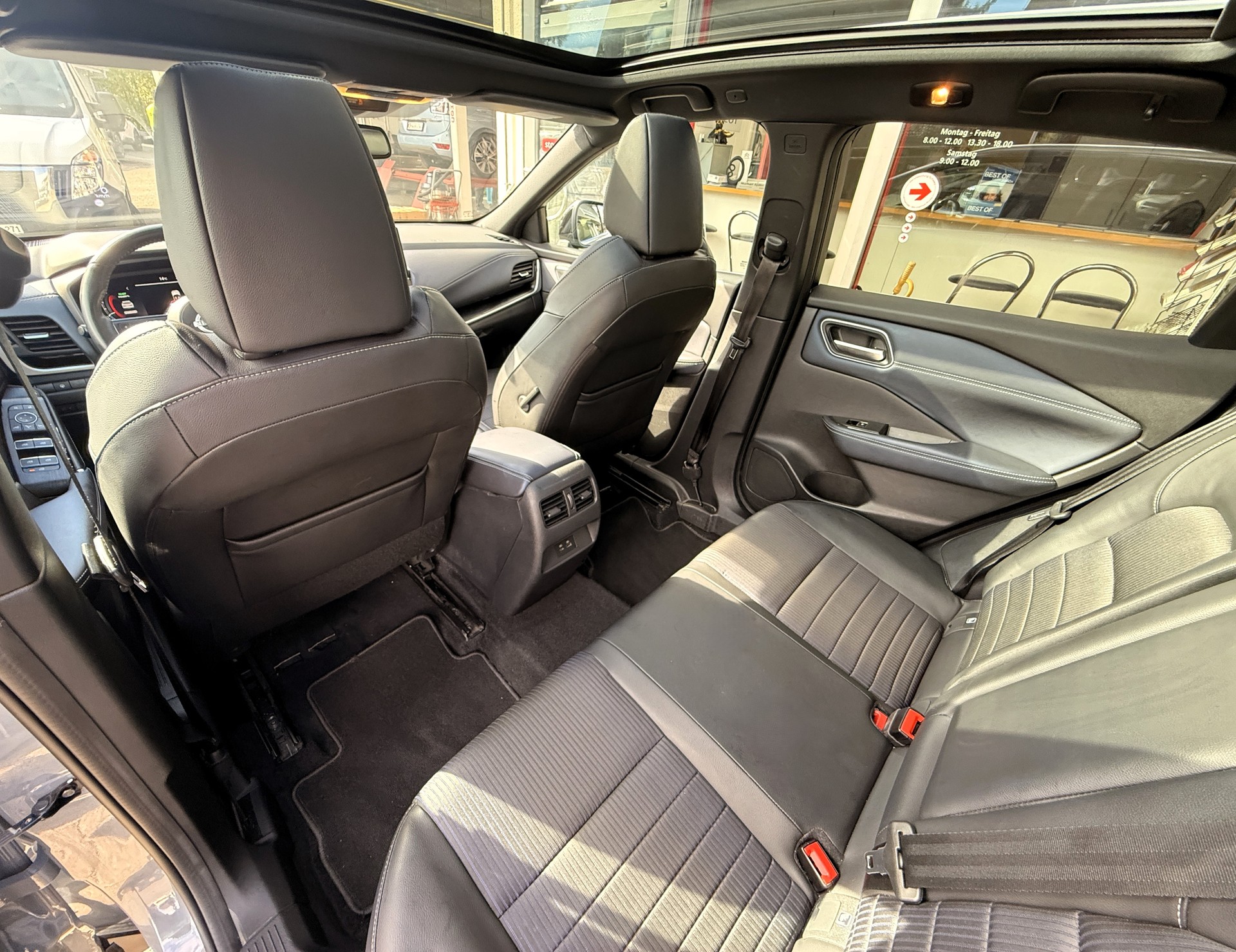 NISSAN Qashqai 1.5 VC-T e-Power Tekna-image-9