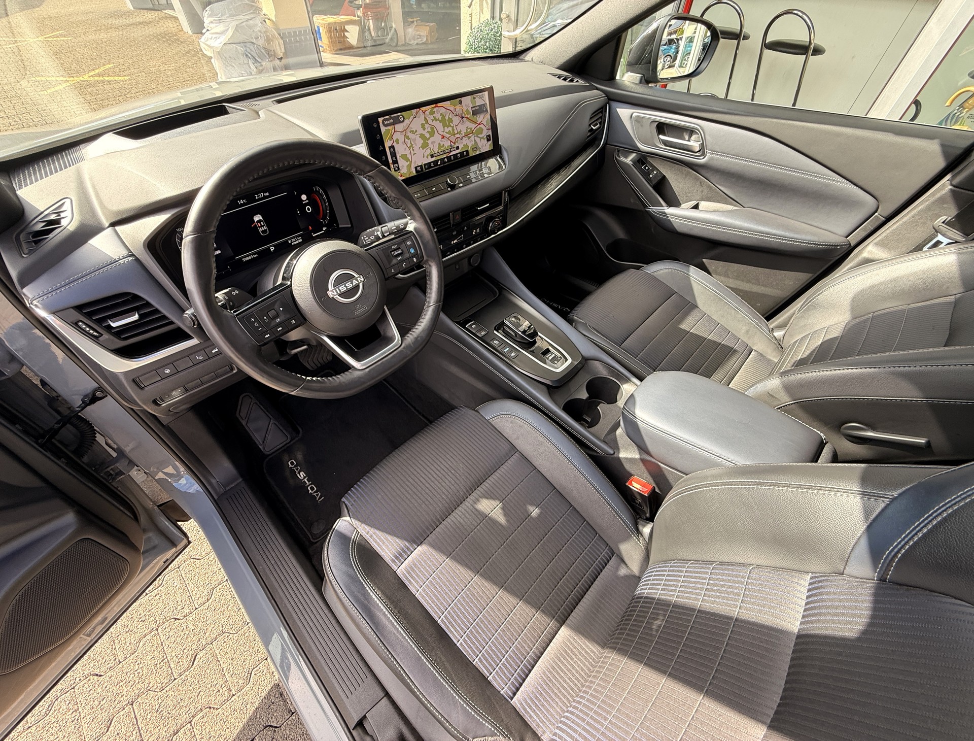 NISSAN Qashqai 1.5 VC-T e-Power Tekna-image-14