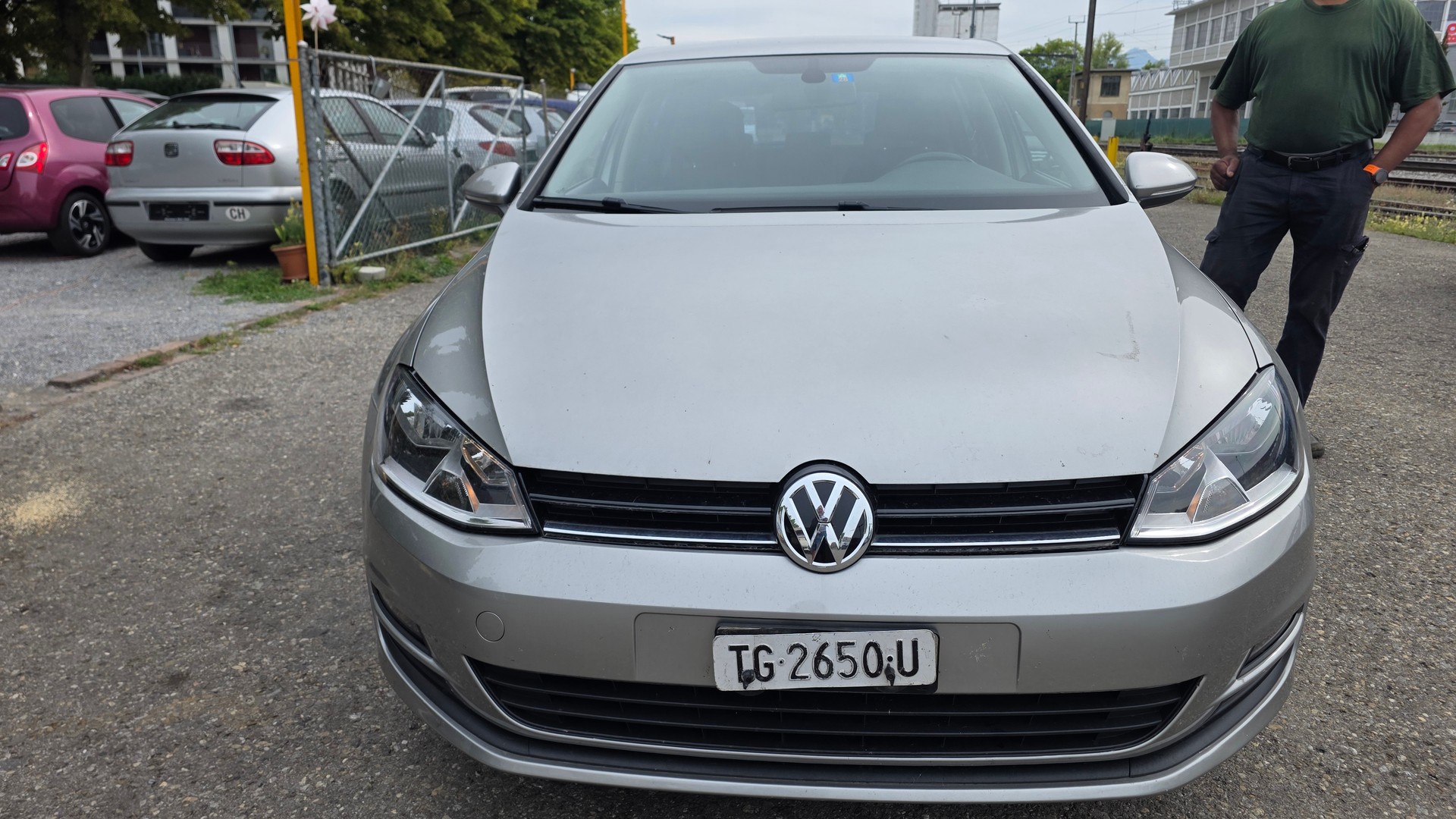 VW Golf 1.6 TDI Trendline 4Motion-image-1