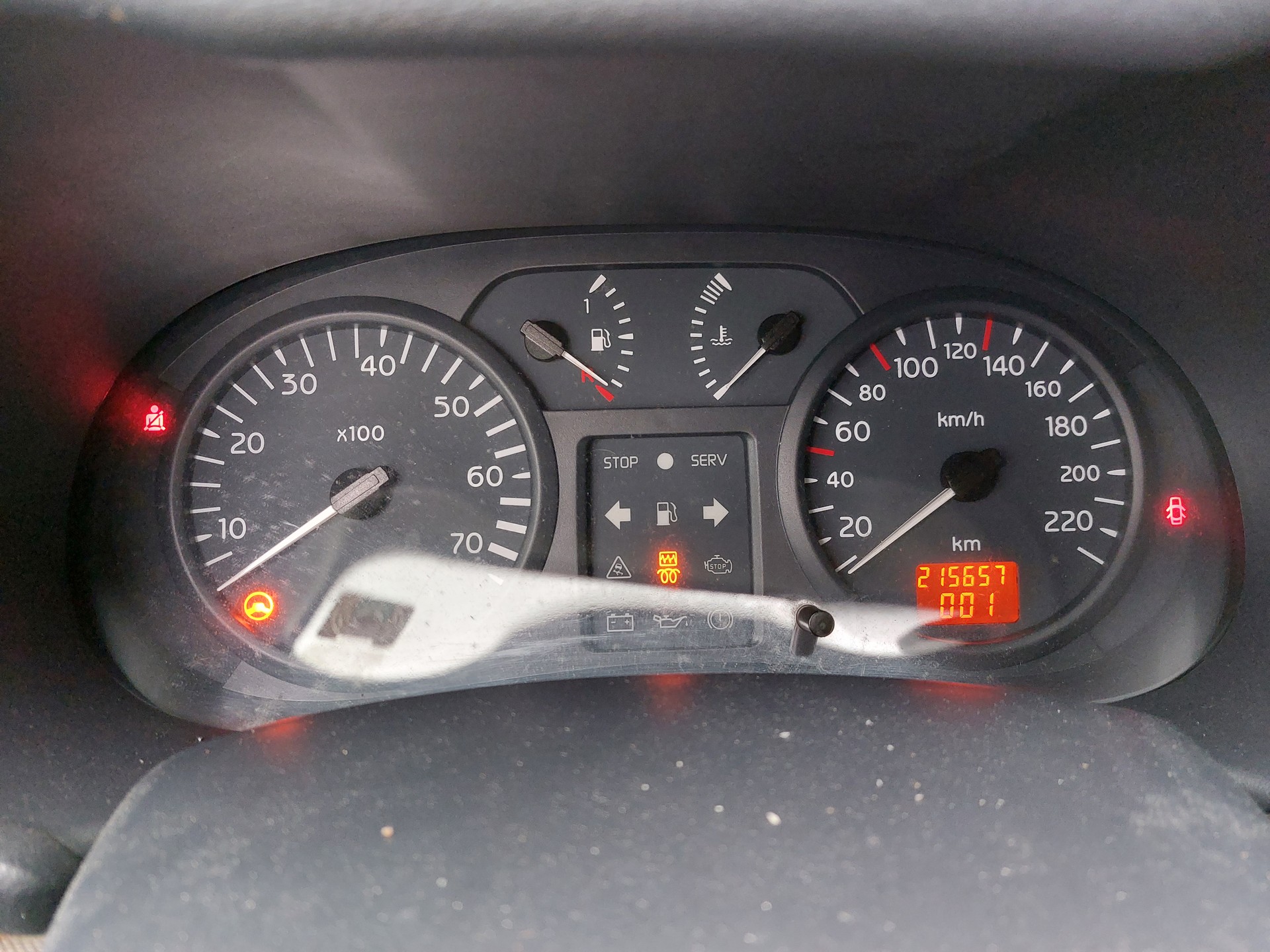 RENAULT Clio 1.5 dCi Privilège-image-9
