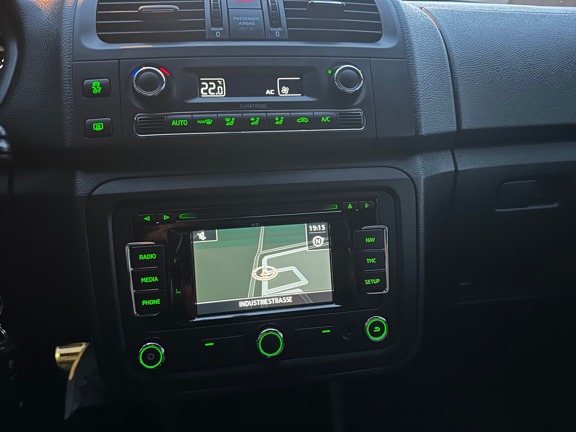 SKODA Fabia 1.2 TSI Monte Carlo DSG-image-11