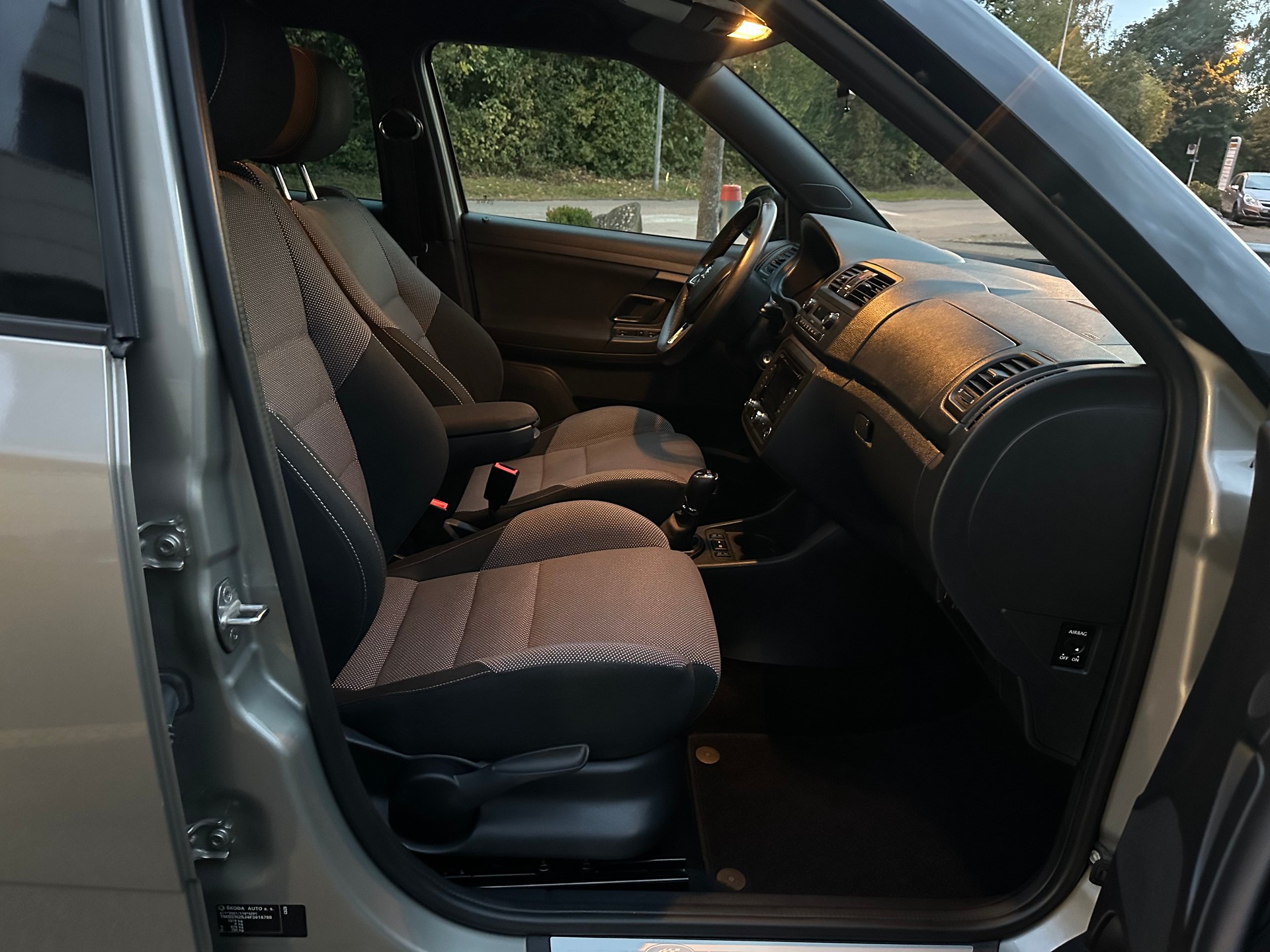 SKODA Fabia 1.2 TSI Monte Carlo DSG-image-7