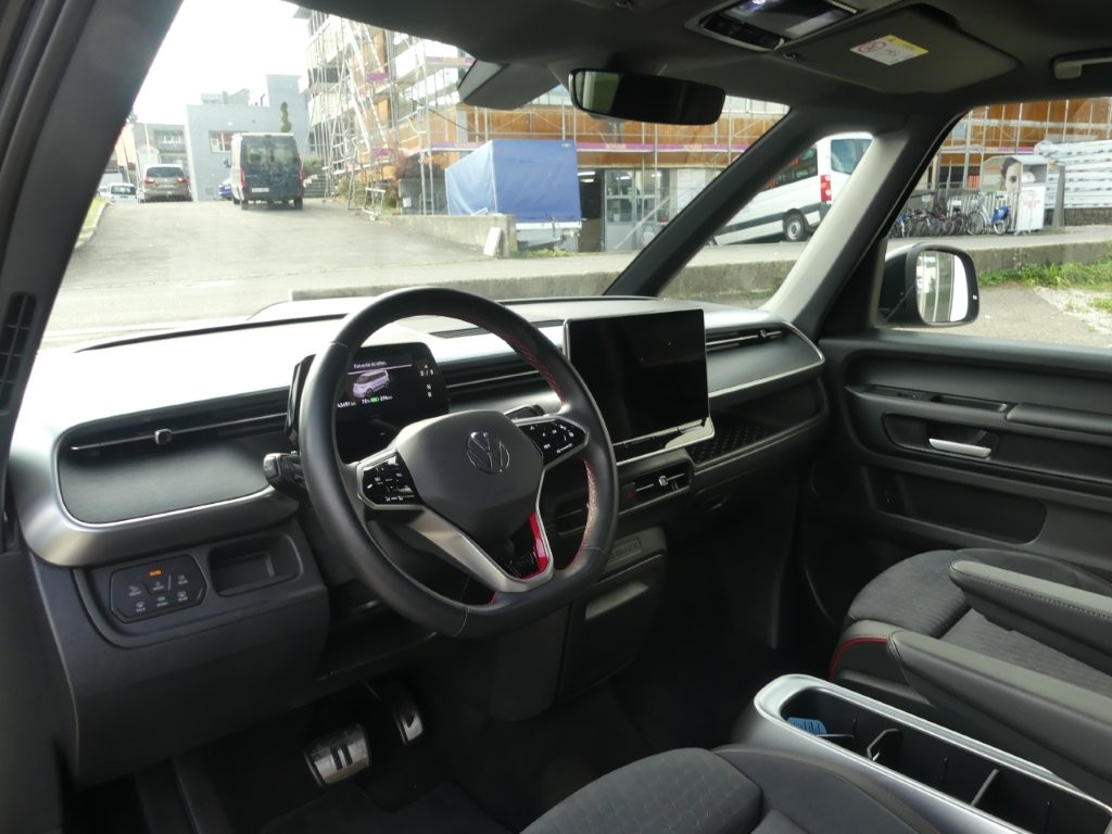 VW ID.Buzz LWB GTX 4 Motion-image-7
