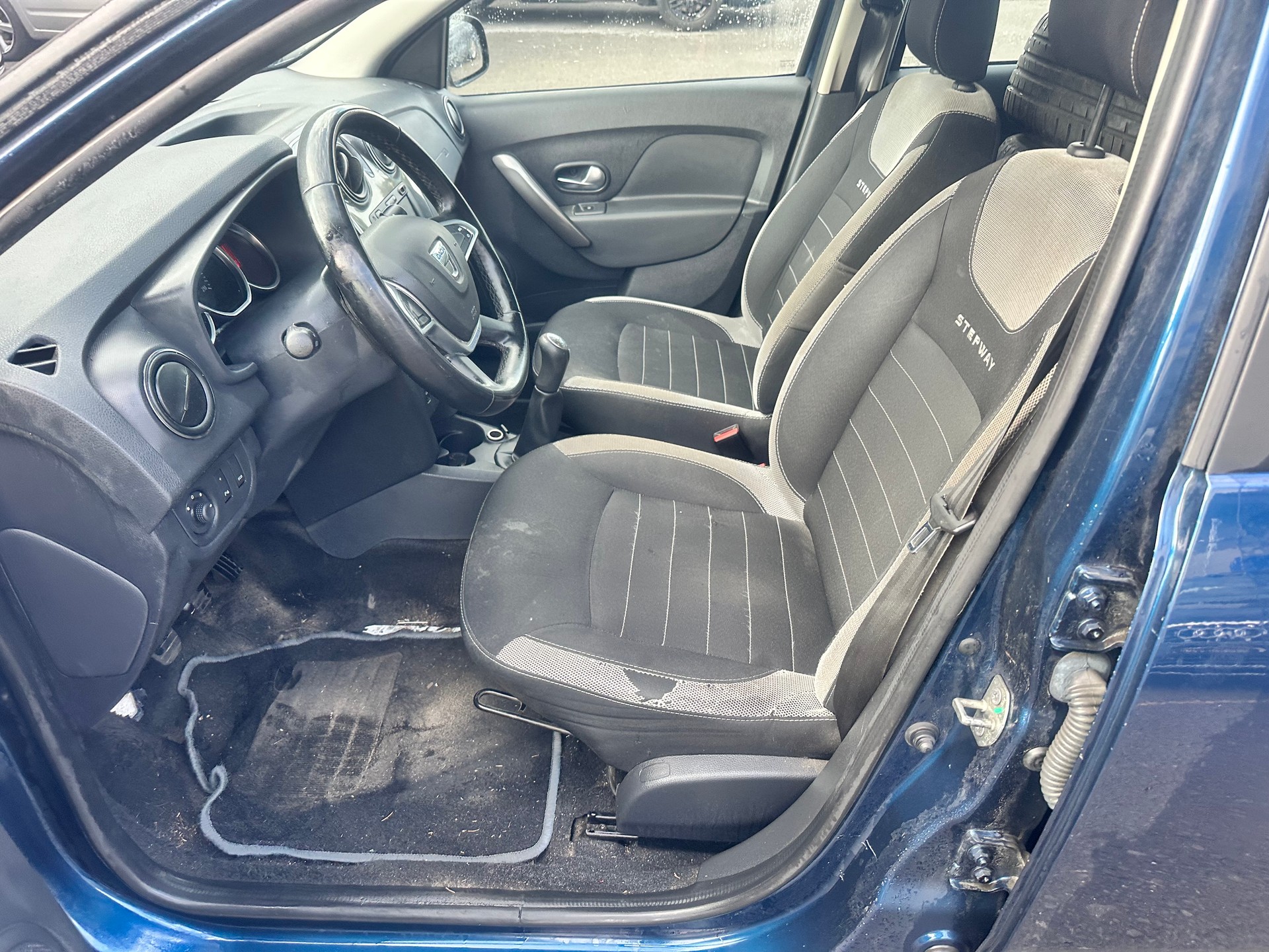 DACIA Logan MCV 0.9 Stepway-image-11