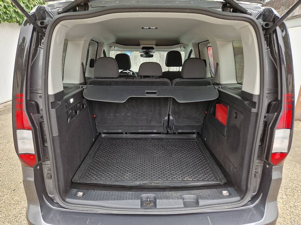 VW Caddy 1.5 TSI DSG-image-1