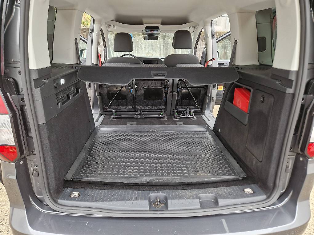 VW Caddy 1.5 TSI DSG-image-4