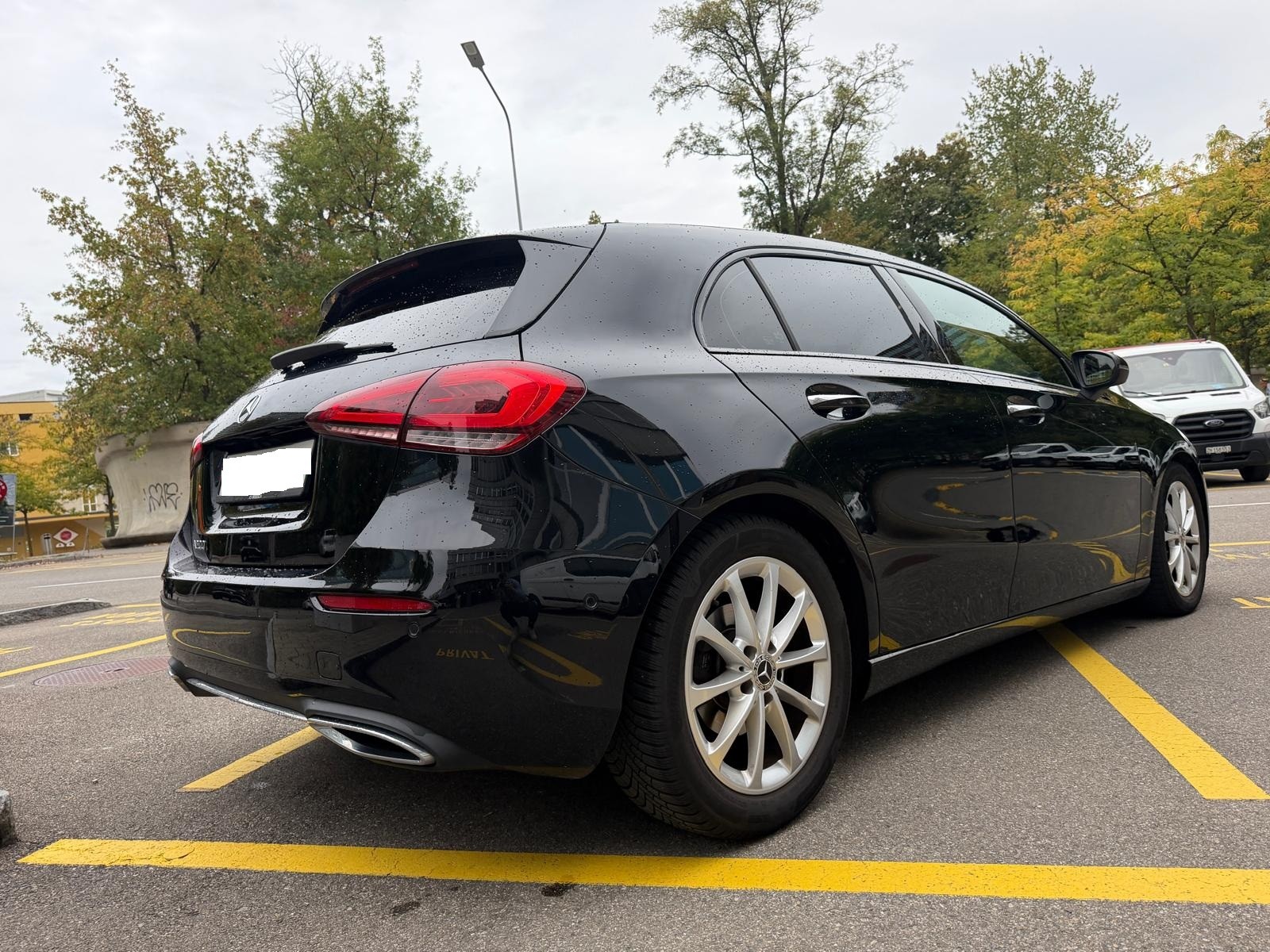 MERCEDES-BENZ A 200 AMG Line-image-2