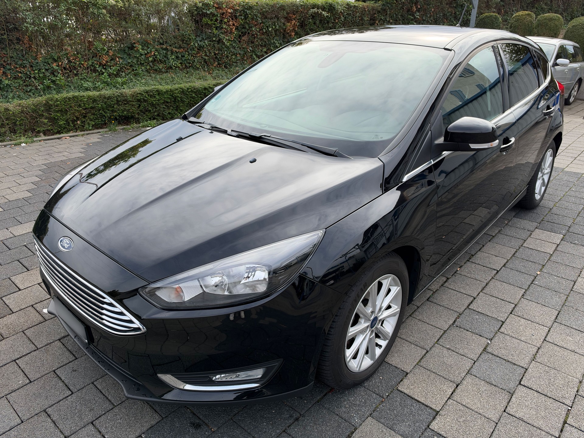 FORD 1.0i EcoB 125 Titanium