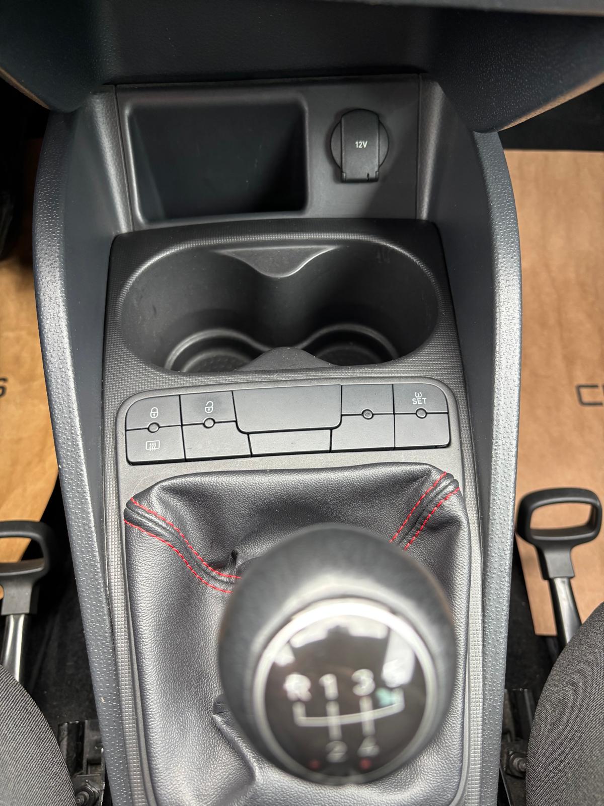 SEAT Ibiza 1.2 TSI FR-image-14