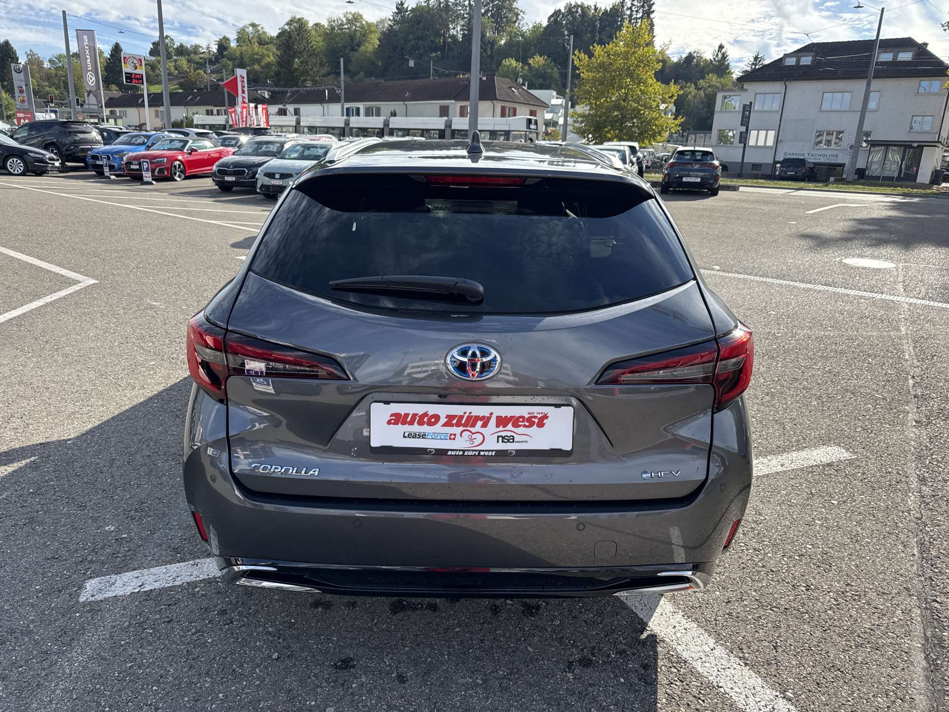 TOYOTA Corolla Touring Sports 2.0 HSD Teamplayer e-CVT Automat-image-13