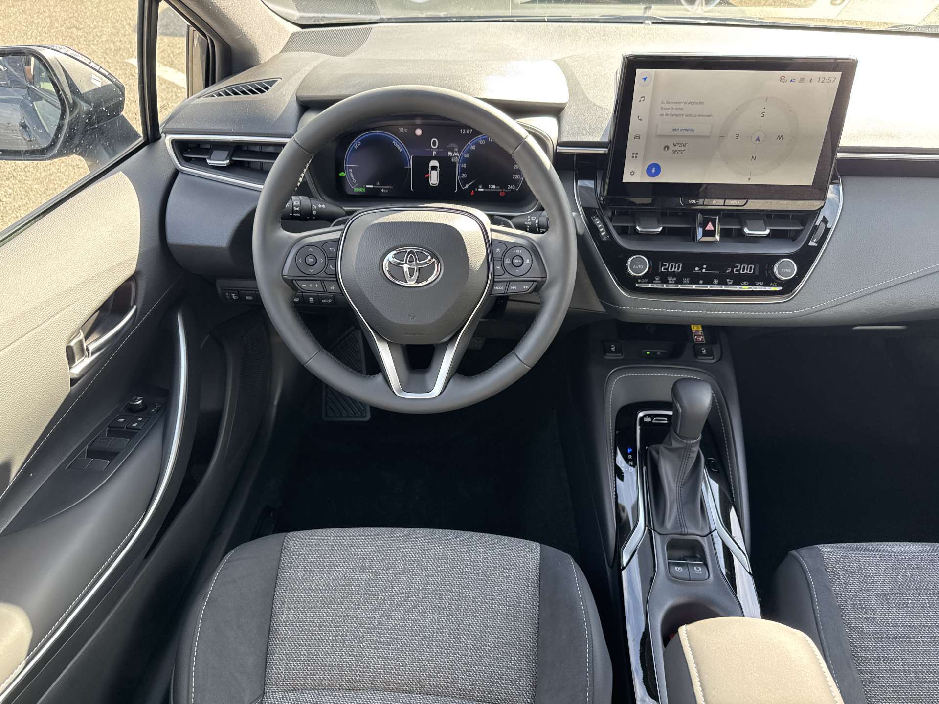 TOYOTA Corolla Touring Sports 2.0 HSD Teamplayer e-CVT Automat-image-4