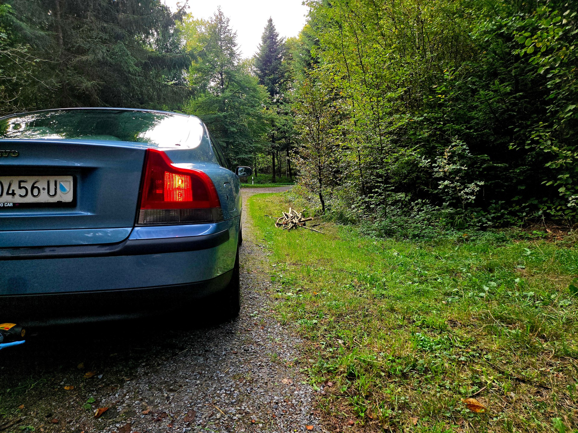 VOLVO S60 2.4-image-9