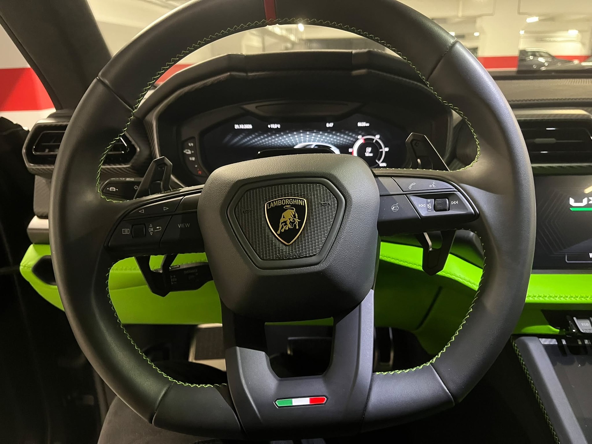 LAMBORGHINI Urus SE MY26 - Auto CH - Lamborghini Lugano-image-8