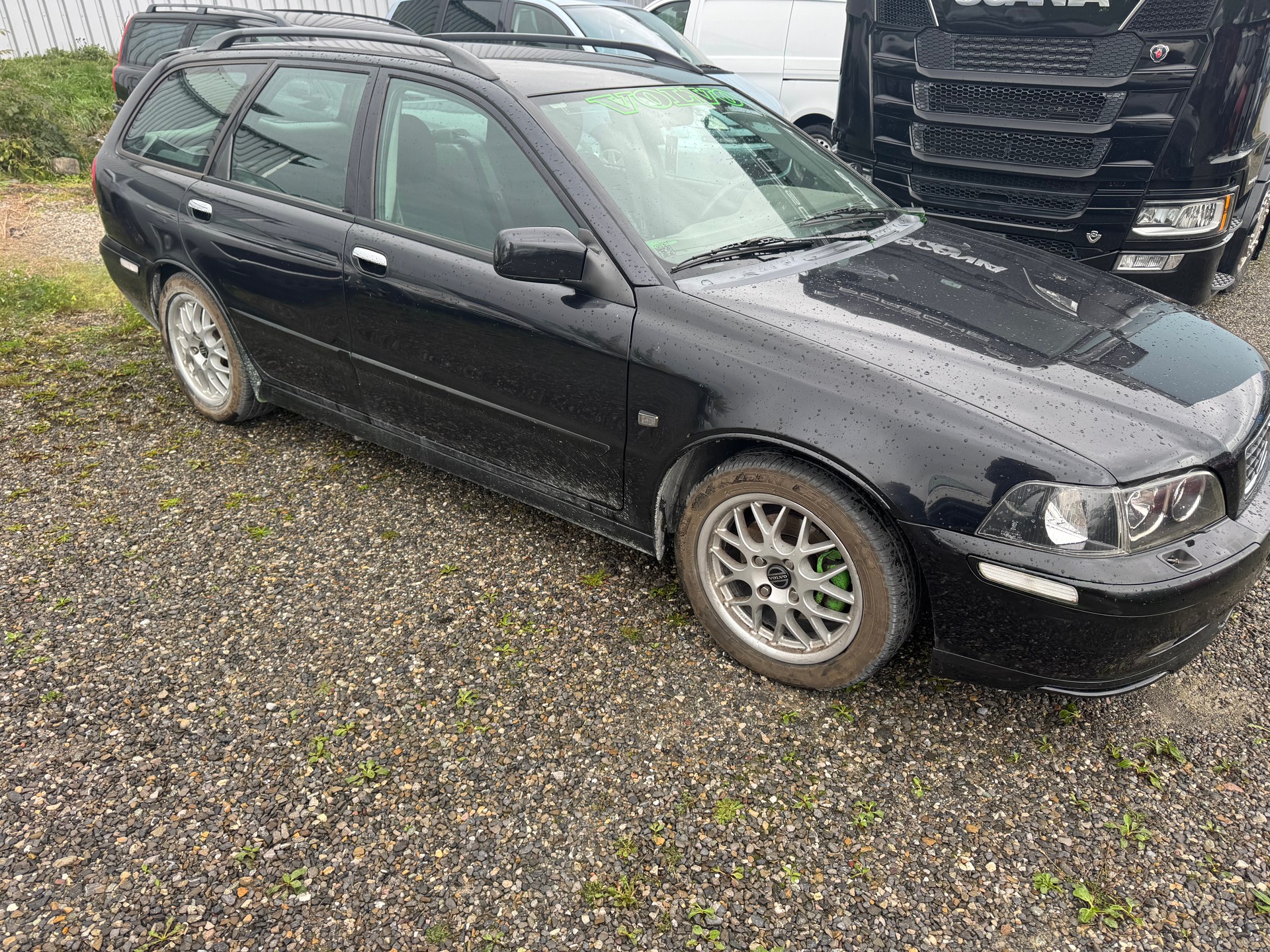 VOLVO V40 2.0T Special/Dynamic Edition-image-1
