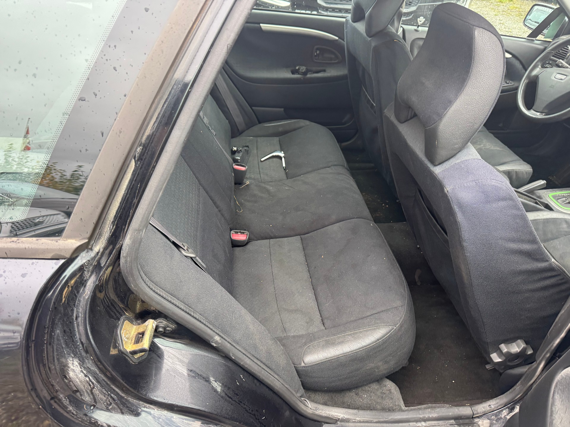 VOLVO V40 2.0T Special/Dynamic Edition-image-2