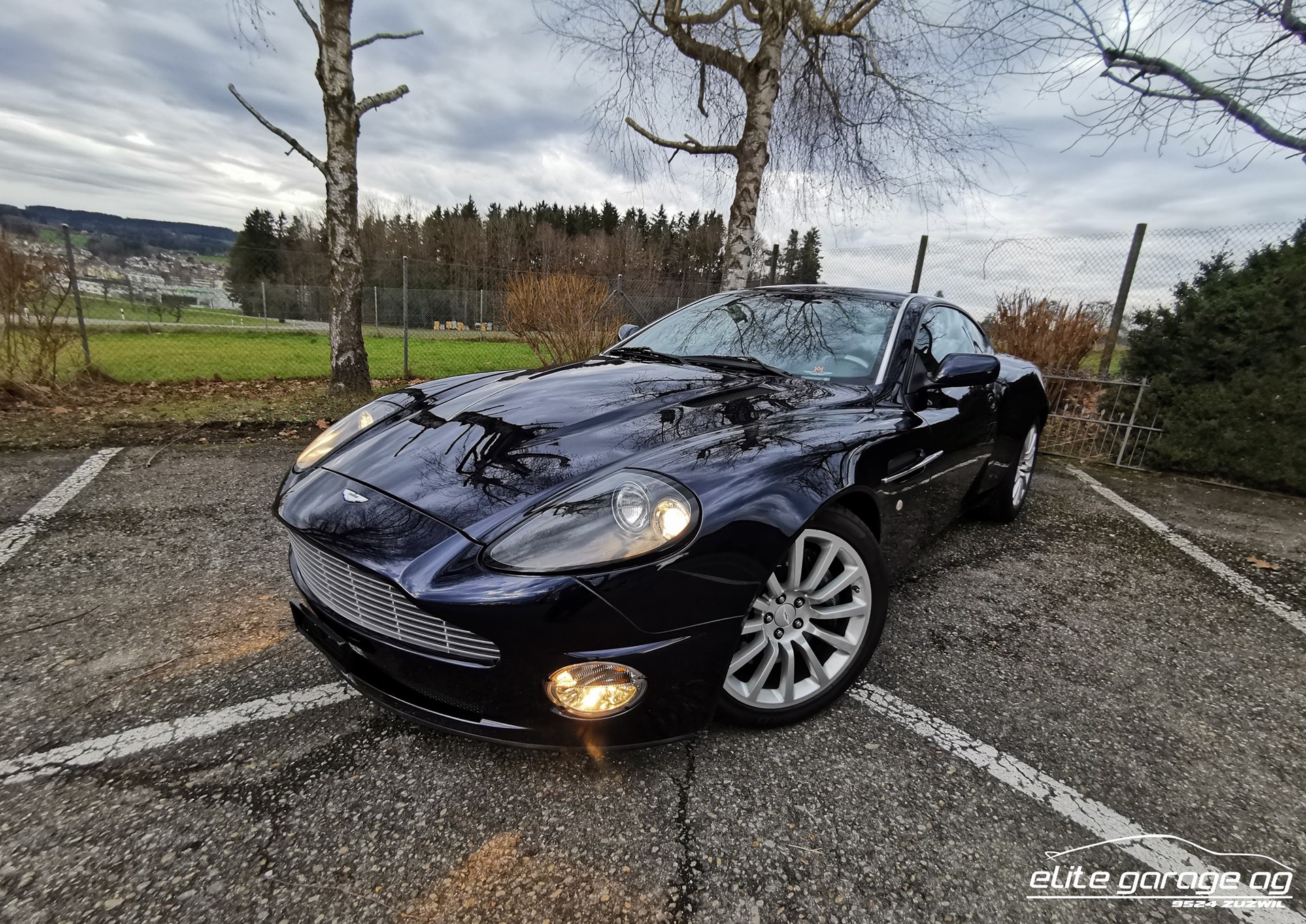 ASTON MARTIN Vanquish V12 5.9-48-image-3