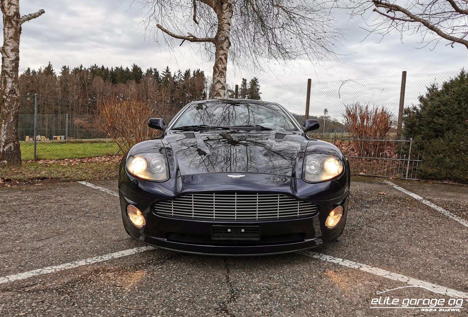 ASTON MARTIN Vanquish V12 5.9-48-image-2