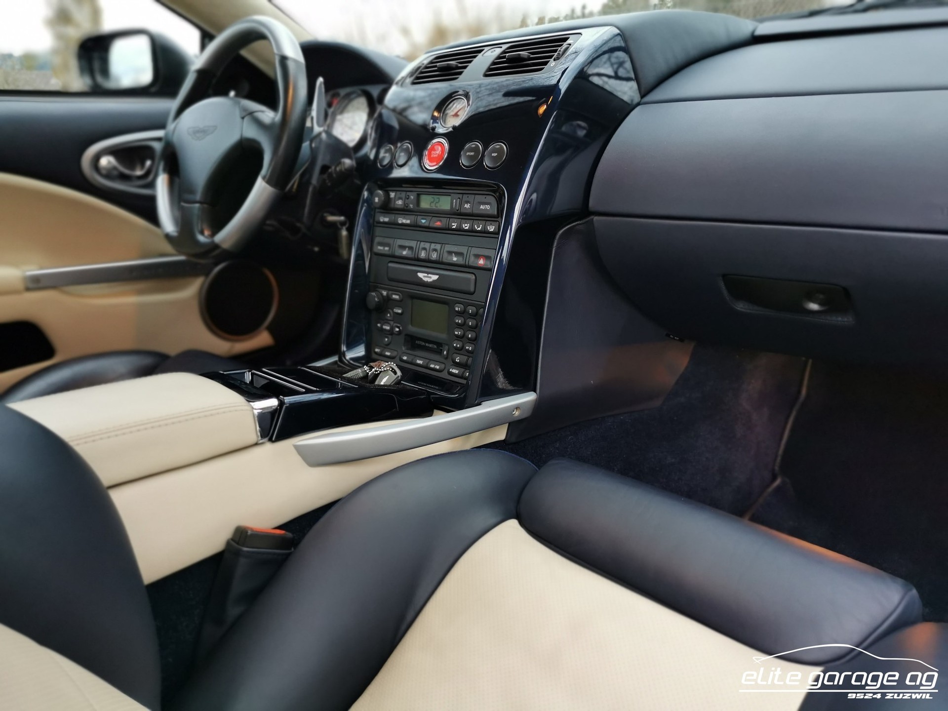 ASTON MARTIN Vanquish V12 5.9-48-image-13