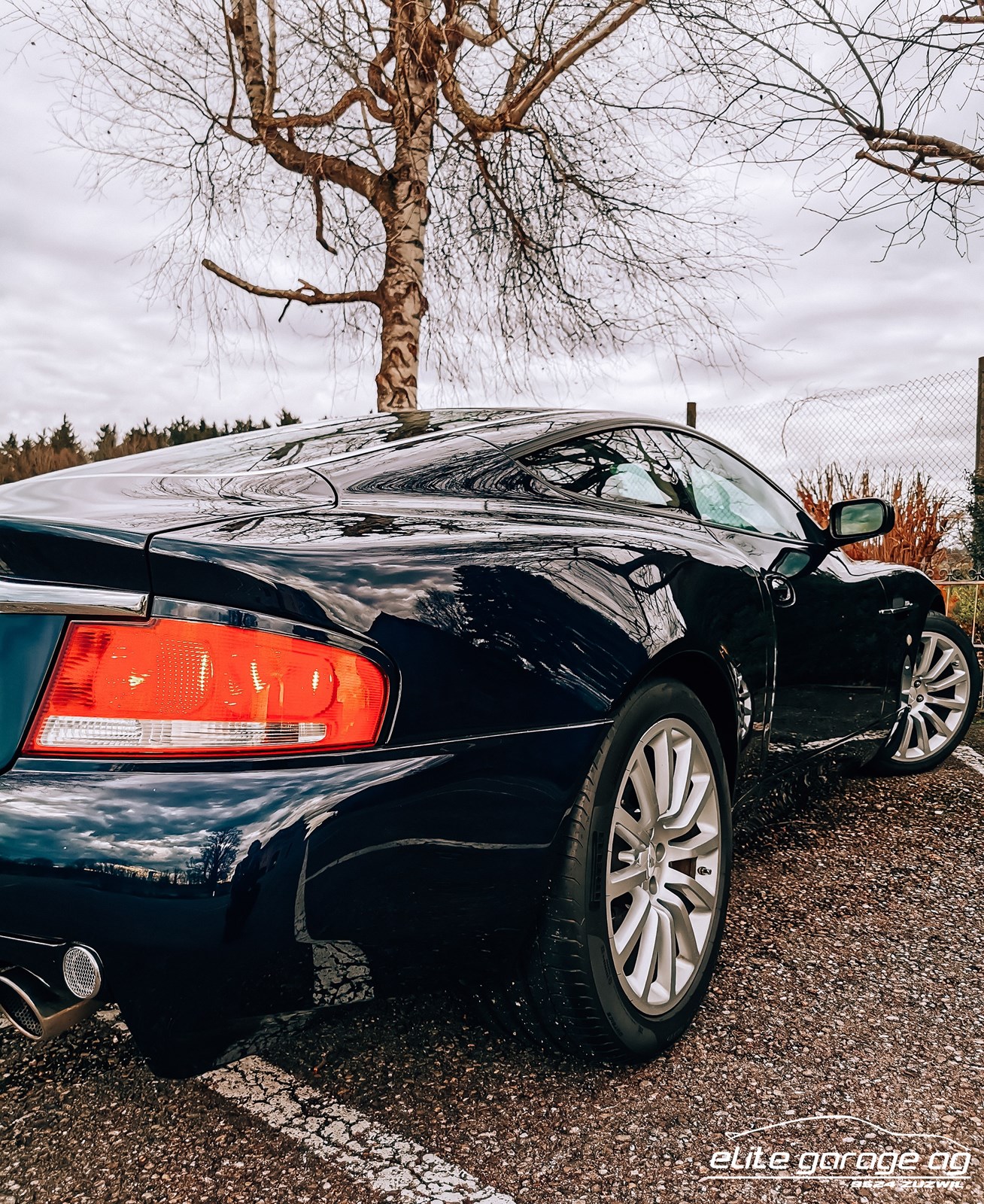 ASTON MARTIN Vanquish V12 5.9-48-image-8