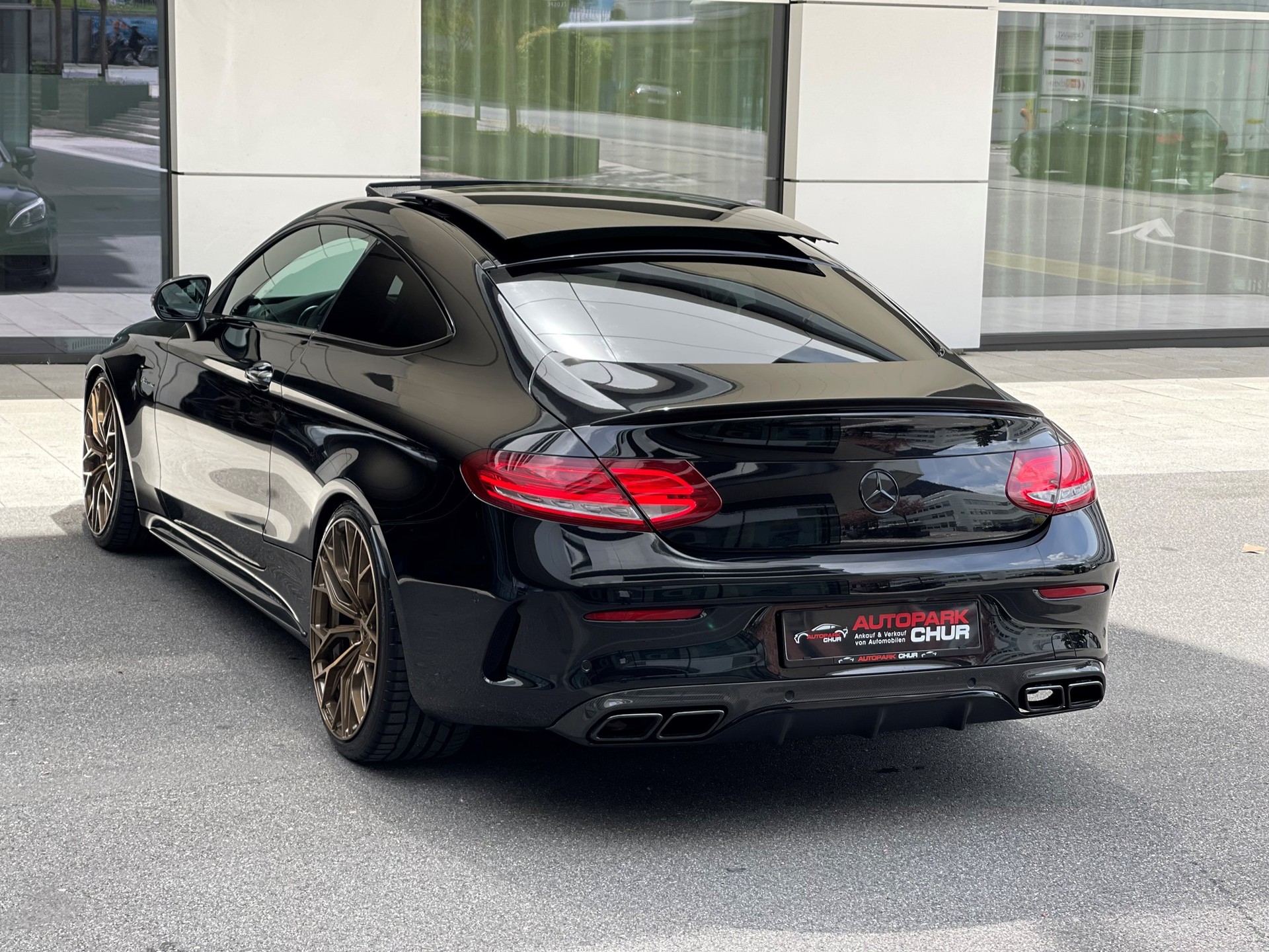 MERCEDES-BENZ C 63 S AMG Speedshift-image-2