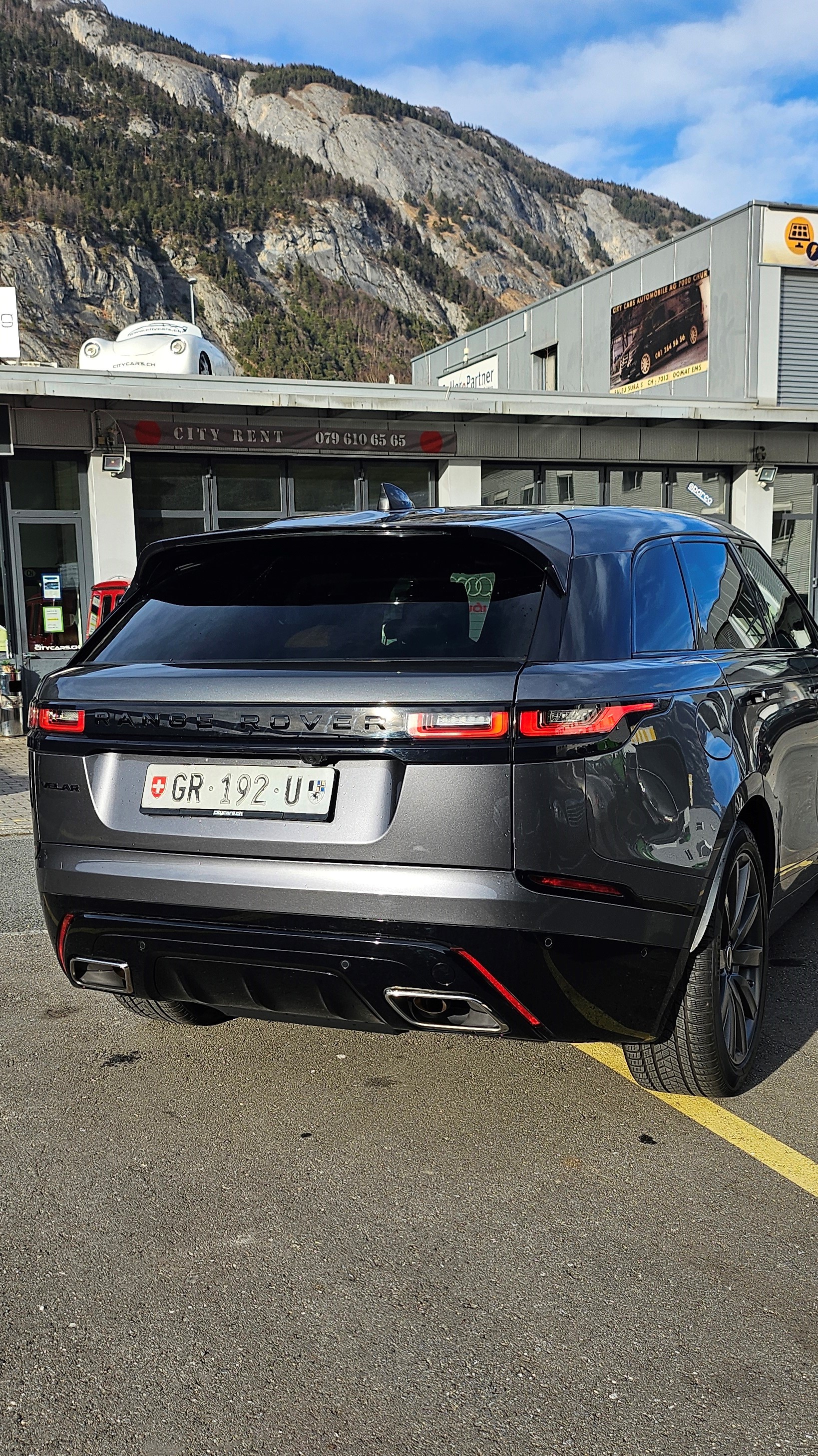 LAND ROVER Range Rover Velar R-Dynamic P 300 HSE Automatic-image-2