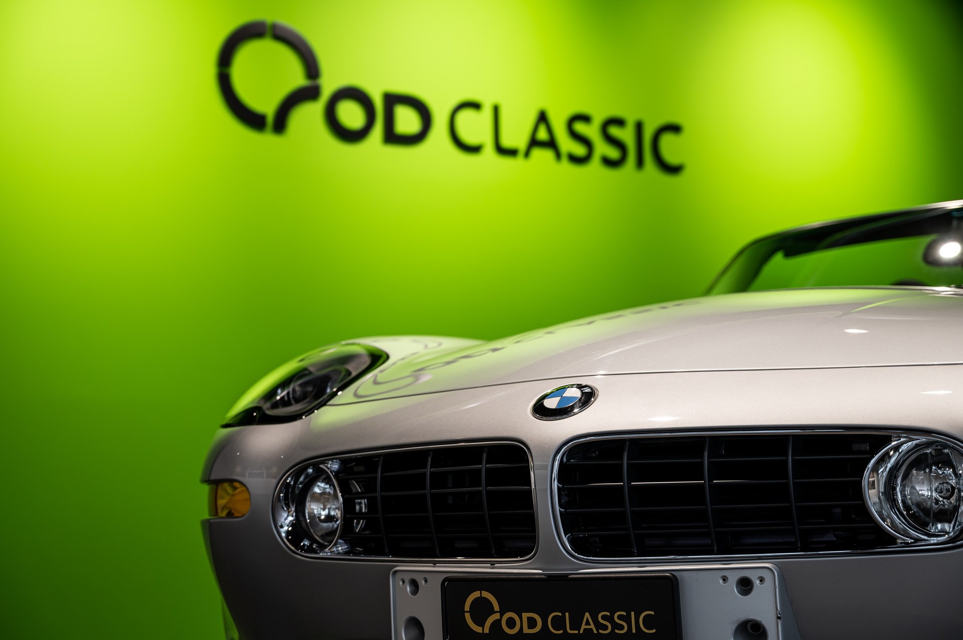 BMW Z8 Roadster-image-5