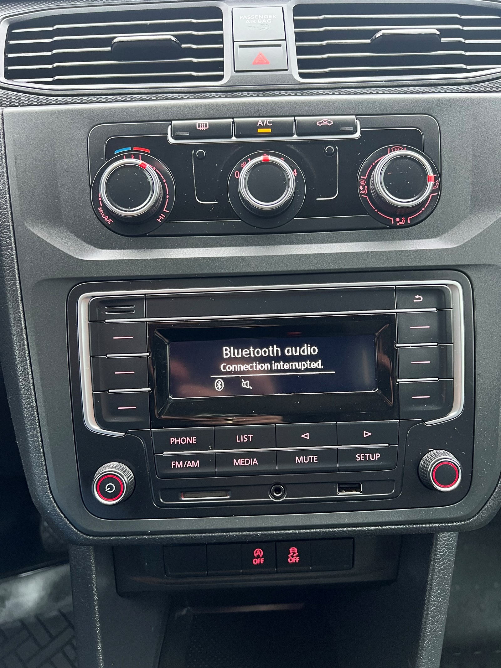 VW Caddy Maxi 2.0TDI 4Motion BlueMotion Technology-image-10