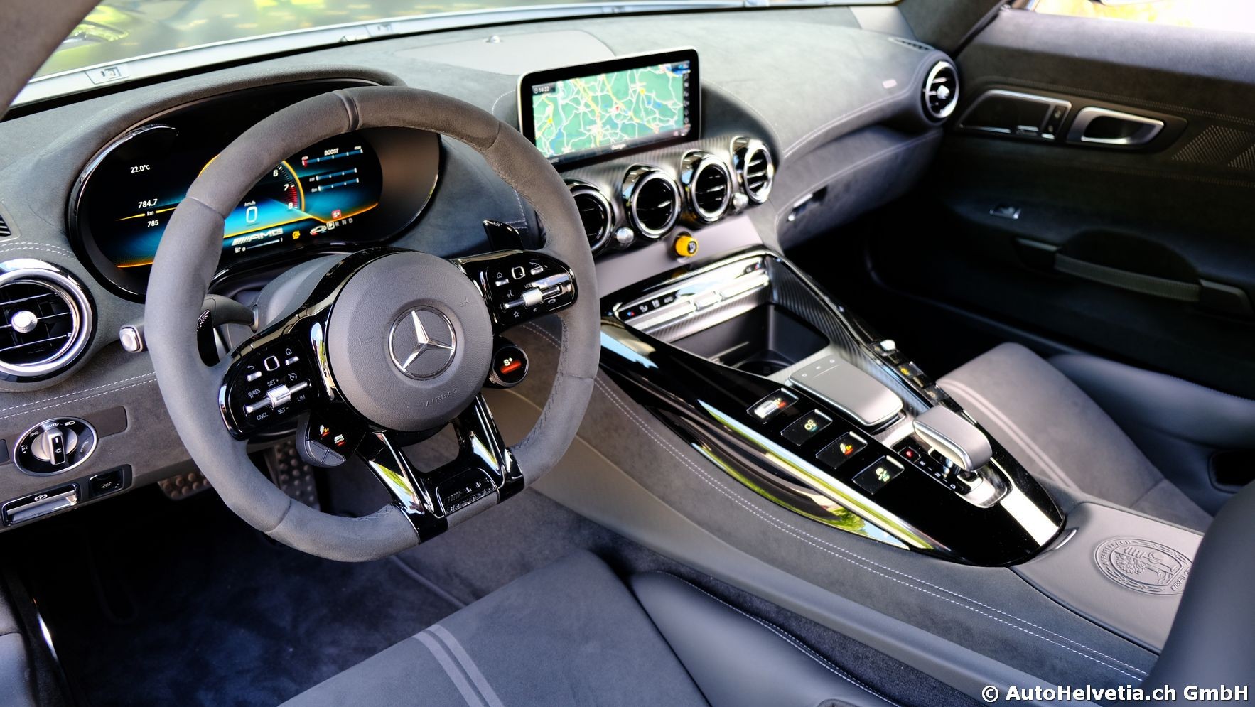 MERCEDES-BENZ GT Black Series-image-12