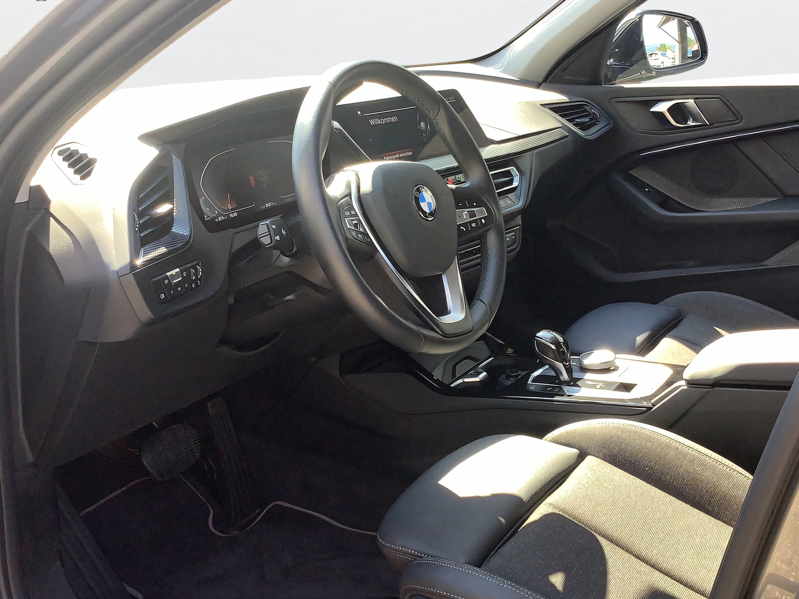 BMW 120d xDrive Steptronic Sport Line-image-7