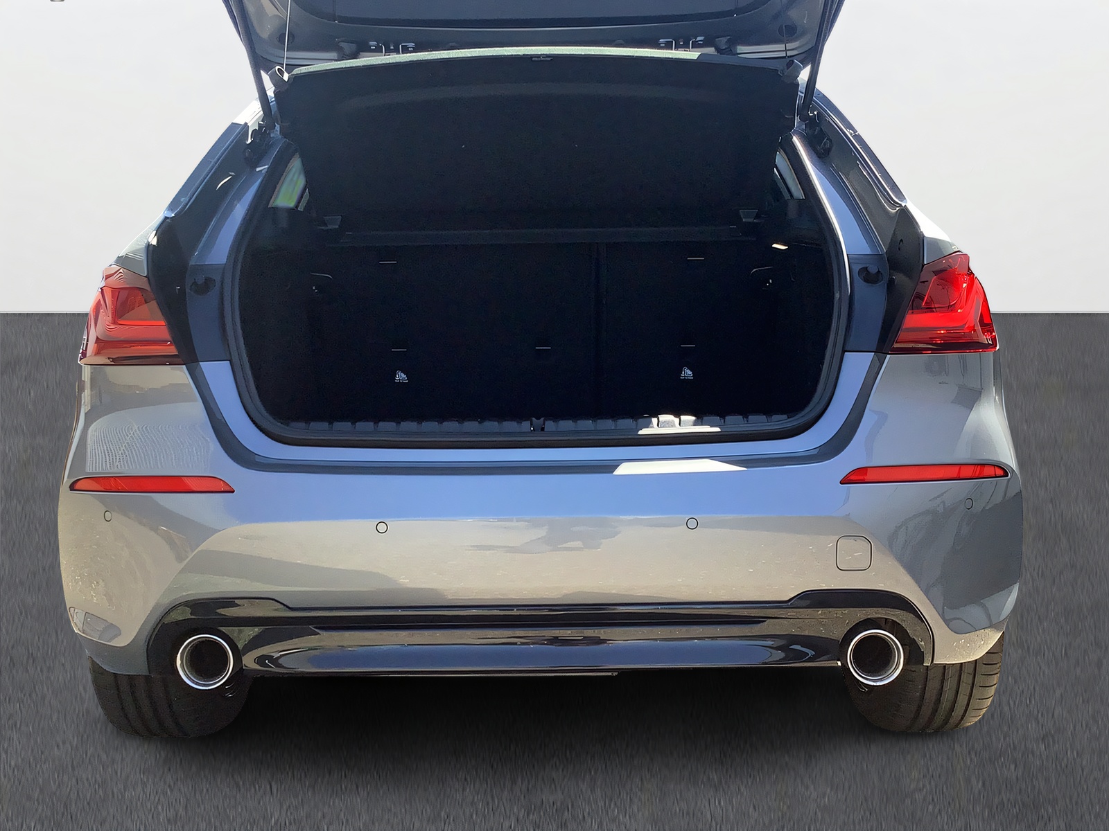 BMW 120d xDrive Steptronic Sport Line-image-5