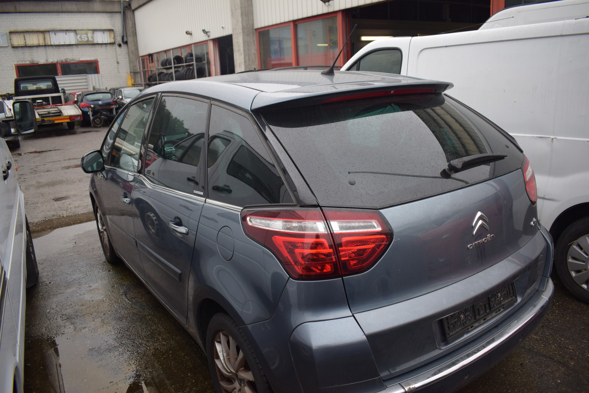 CITROEN C4 Picasso 1.6i 16V THP Exclusive BMP6-image-3