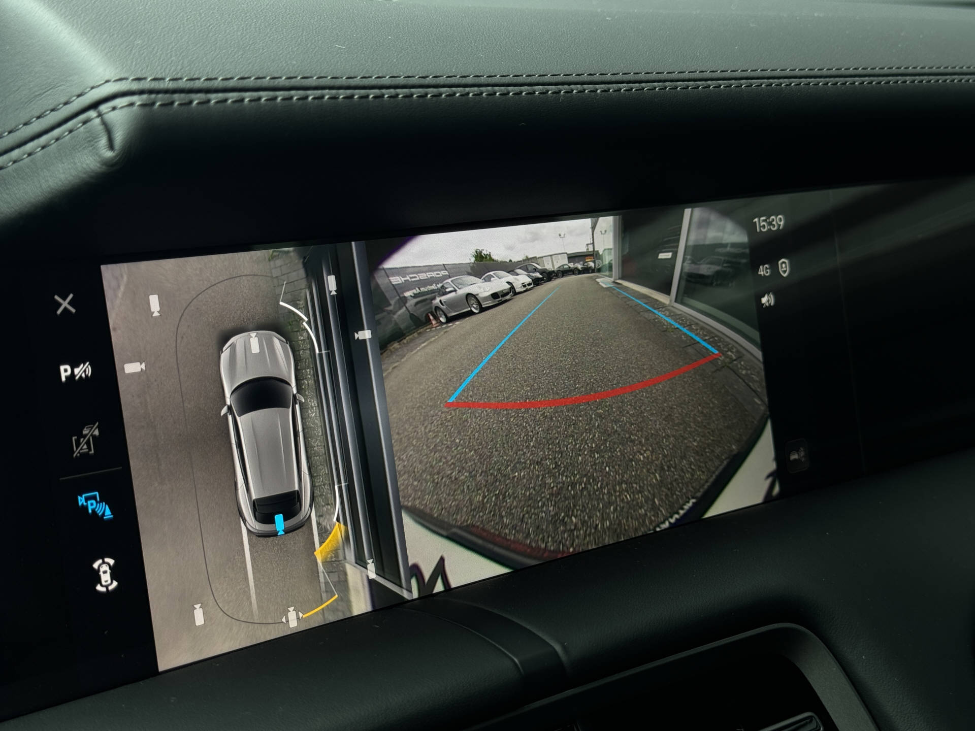 PORSCHE Taycan 4S Cross Turismo-image-8